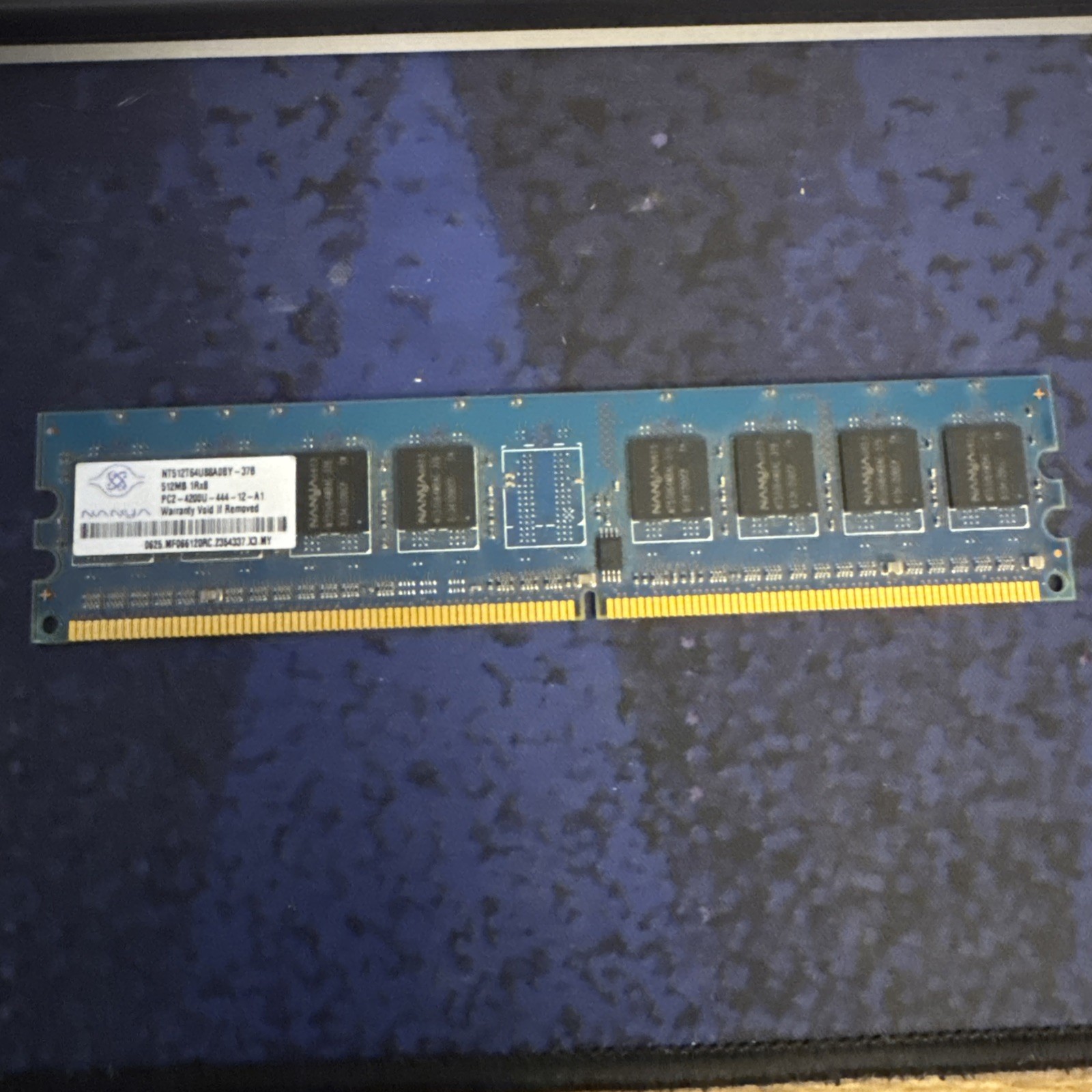 Nanya NT512T64U88A0BY-37B 1Rx8 512MB 4200U-444-12-A1: Desktop/PC Memory used