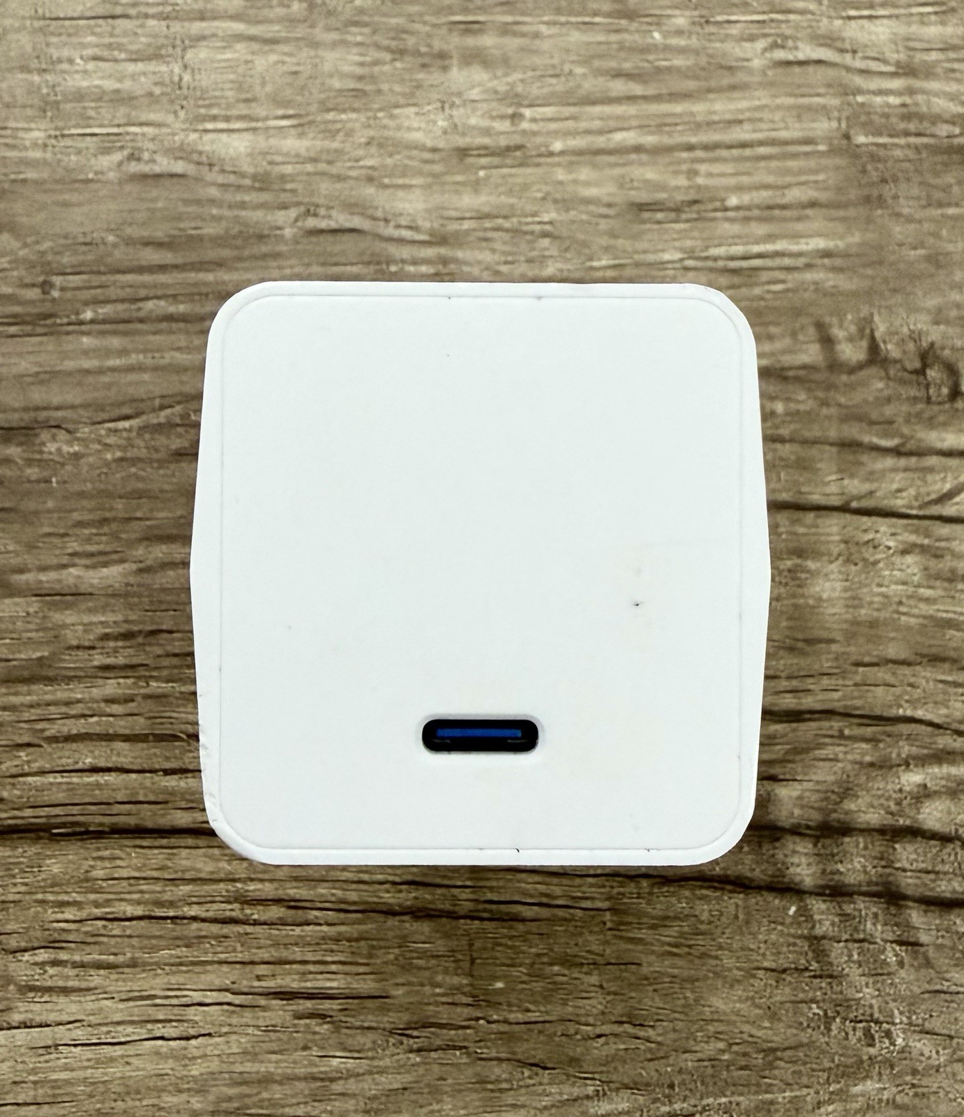 Insignia 65W USB-C Wall Charger MacBook Pro iPad Tablets Phones Laptops