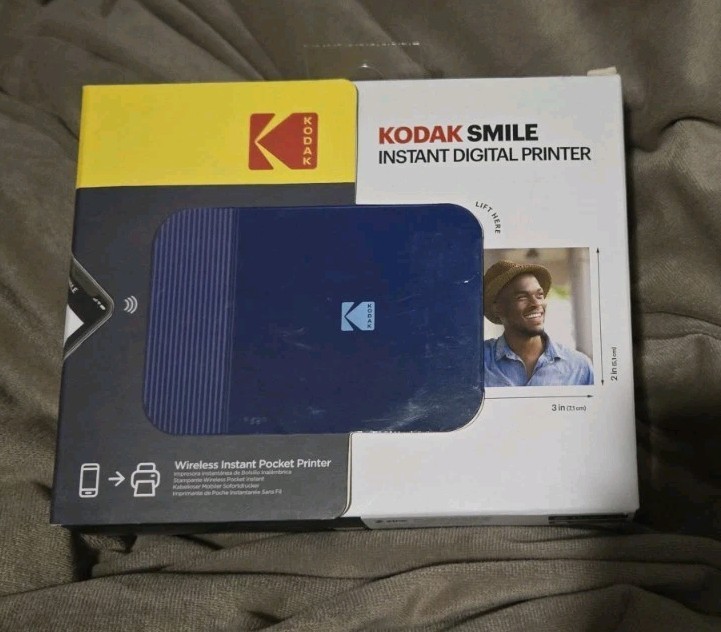 NIB Sealed Blue iOS/Andriod Kodak Smile Pocket Instant Wireless Digital Printer 