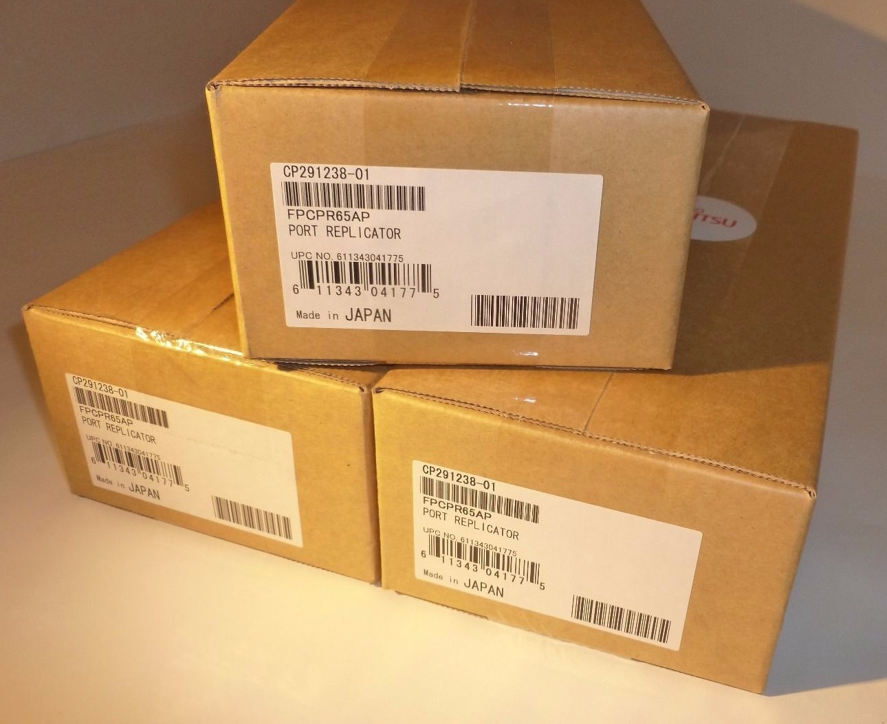 FUJITSU T4220 / T4215 / T4210 PORT REPLICATOR - FPCPR65 * NEW IN ORIGINAL BOX