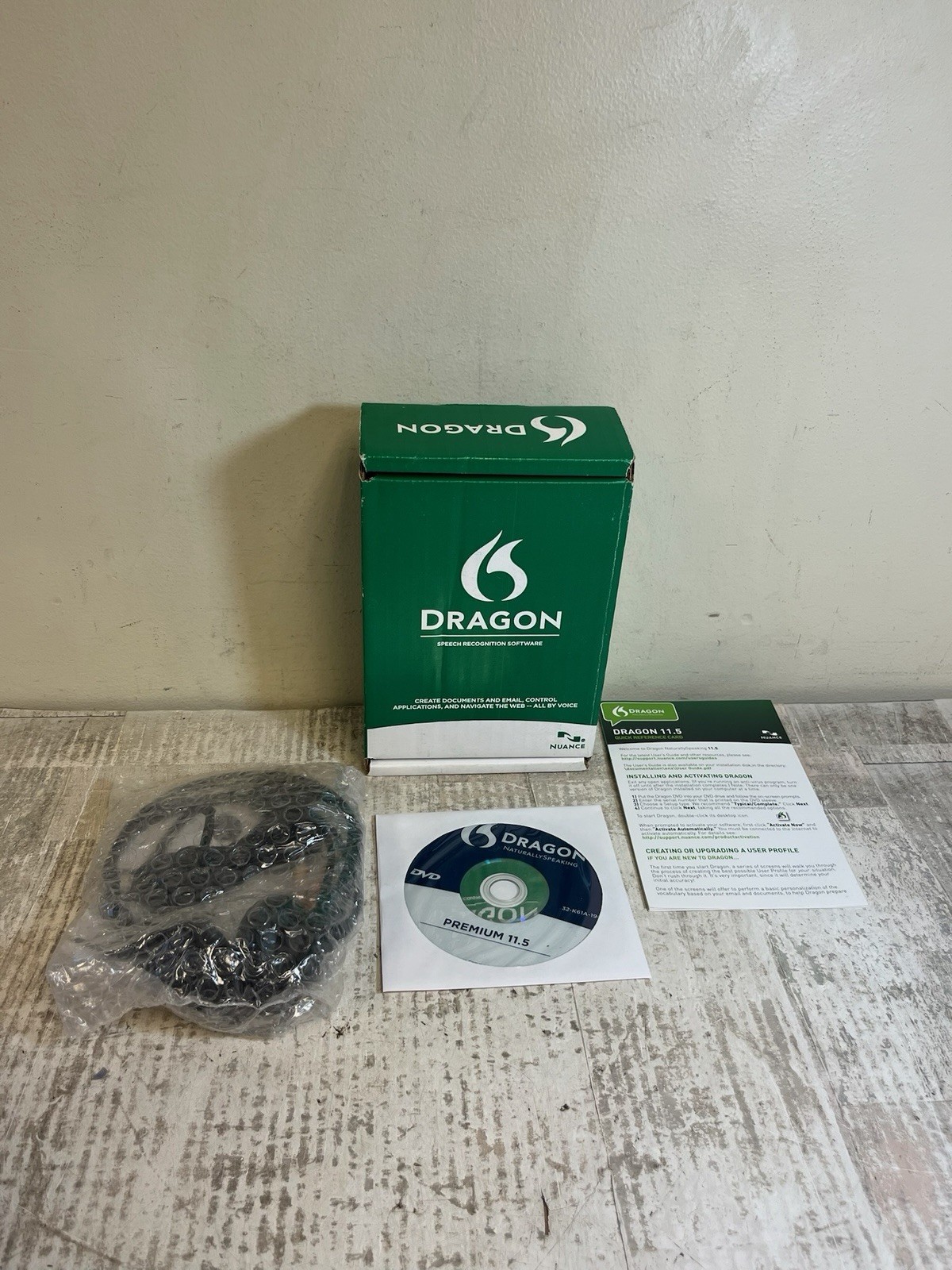 Dragon Naturally Speaking Home Version 11.5 with Headset & Serial NEW OPEN BOX