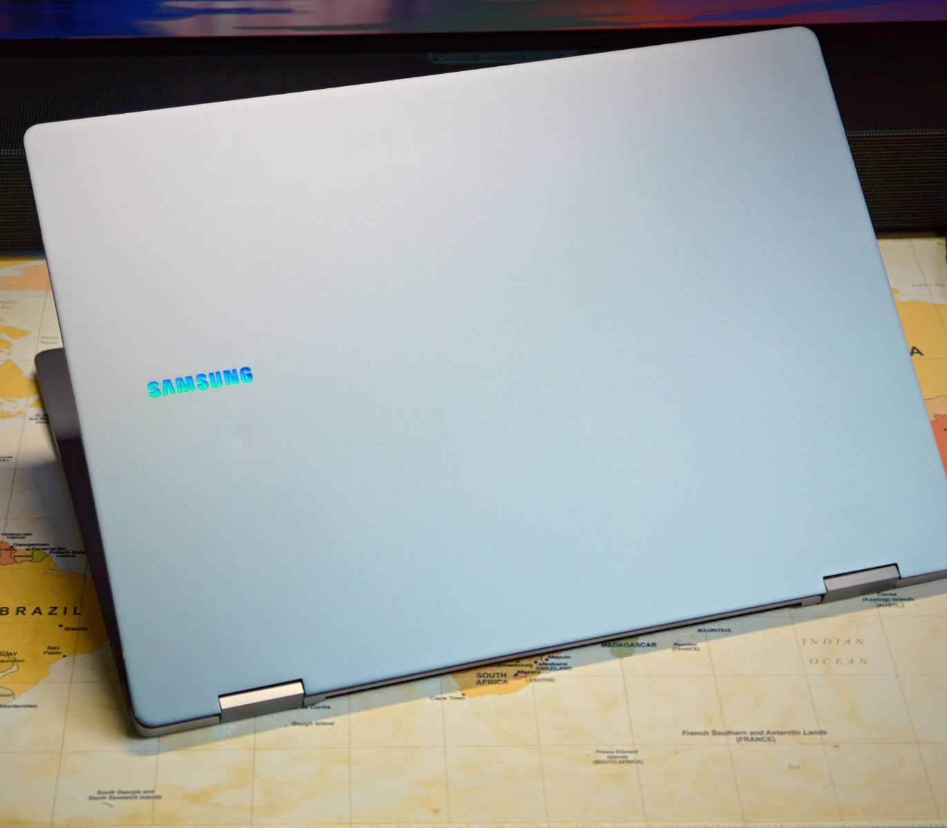 Samsung Galaxy Book 5 Pro 360 16 OLED Ultra 7 256V 16GB 1TB Laptop Tablet