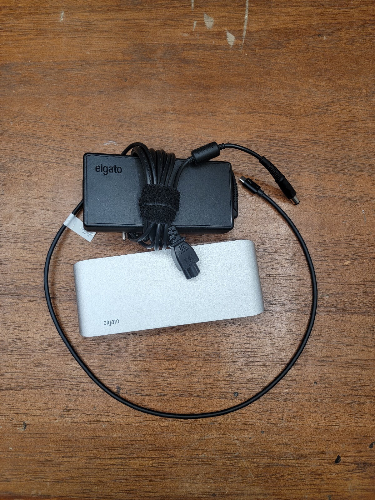 Elgato Thunderbolt 3 Pro Docking Station W/ Power Adapter, & Thunderbolt 3 Cable