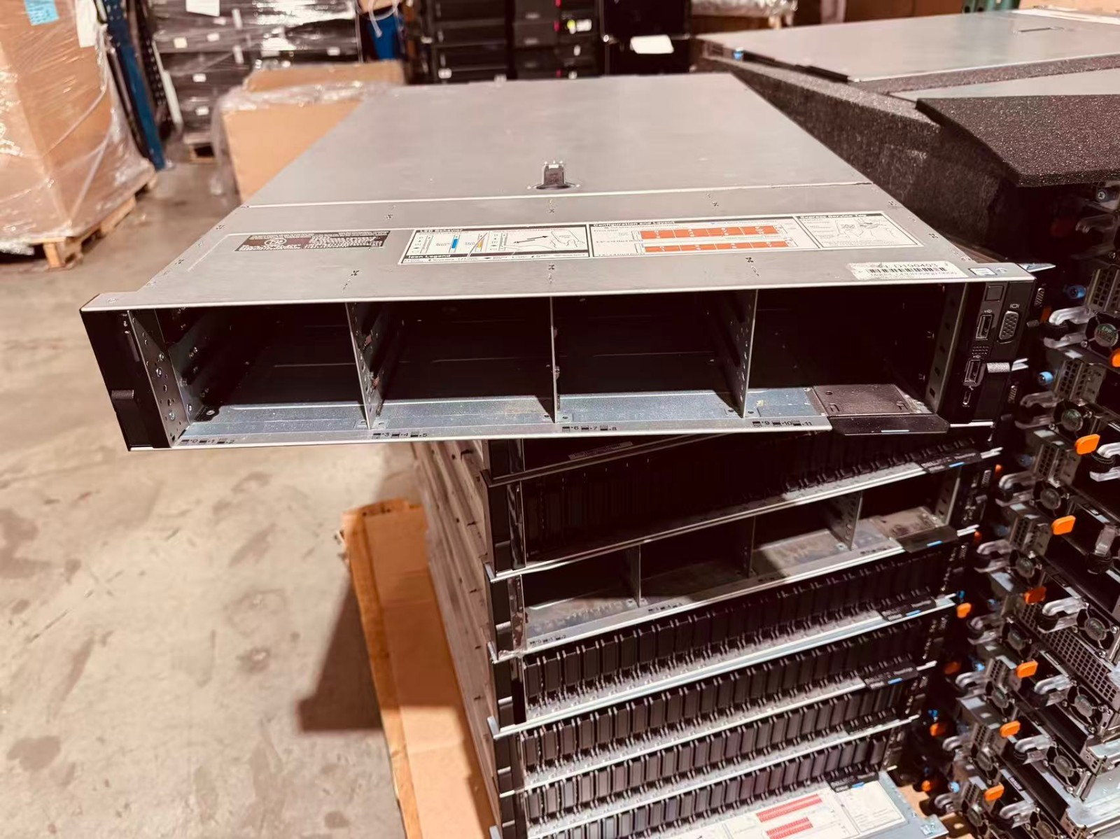 Dell EMC PowerEdge R740 12 Bay 3.5 64GB DDR4 Server with 2X Gold 6150 2x 750W