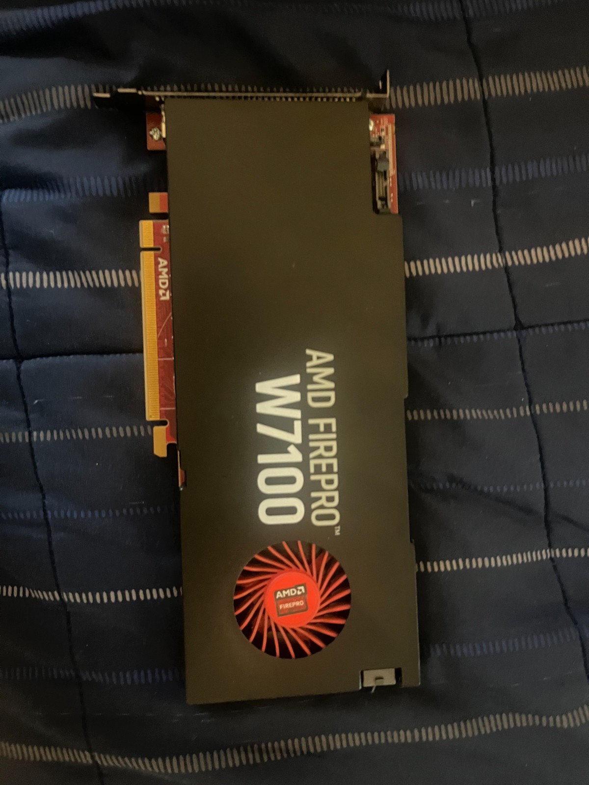 AMD 100-505975 AMD FirePro W7100 8GB GDDR5 4DisplayPorts PCI-Express Video Card