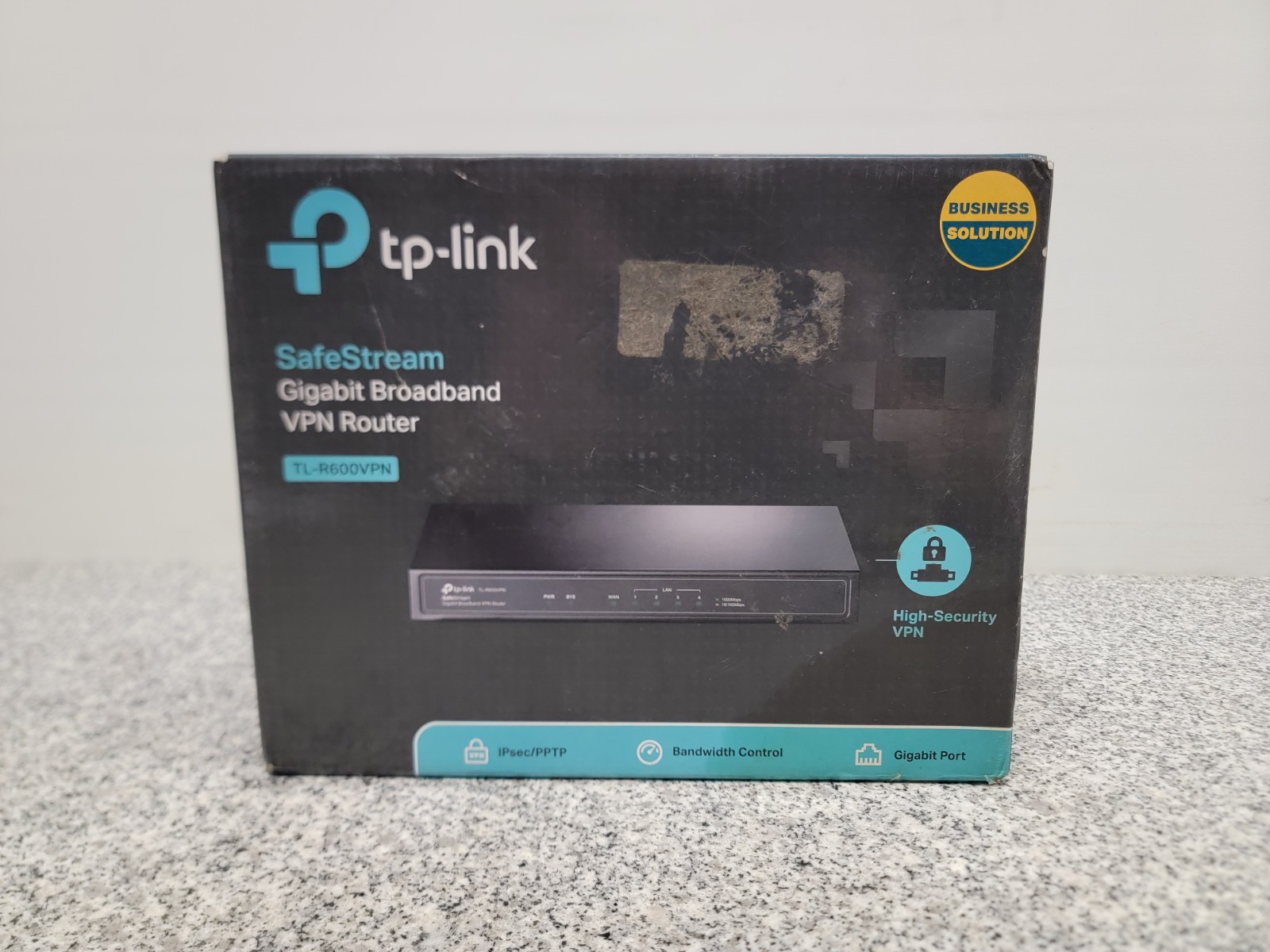 TP-Link TL-R600VPN SafeStream Gigabit Broadband VPN Router 