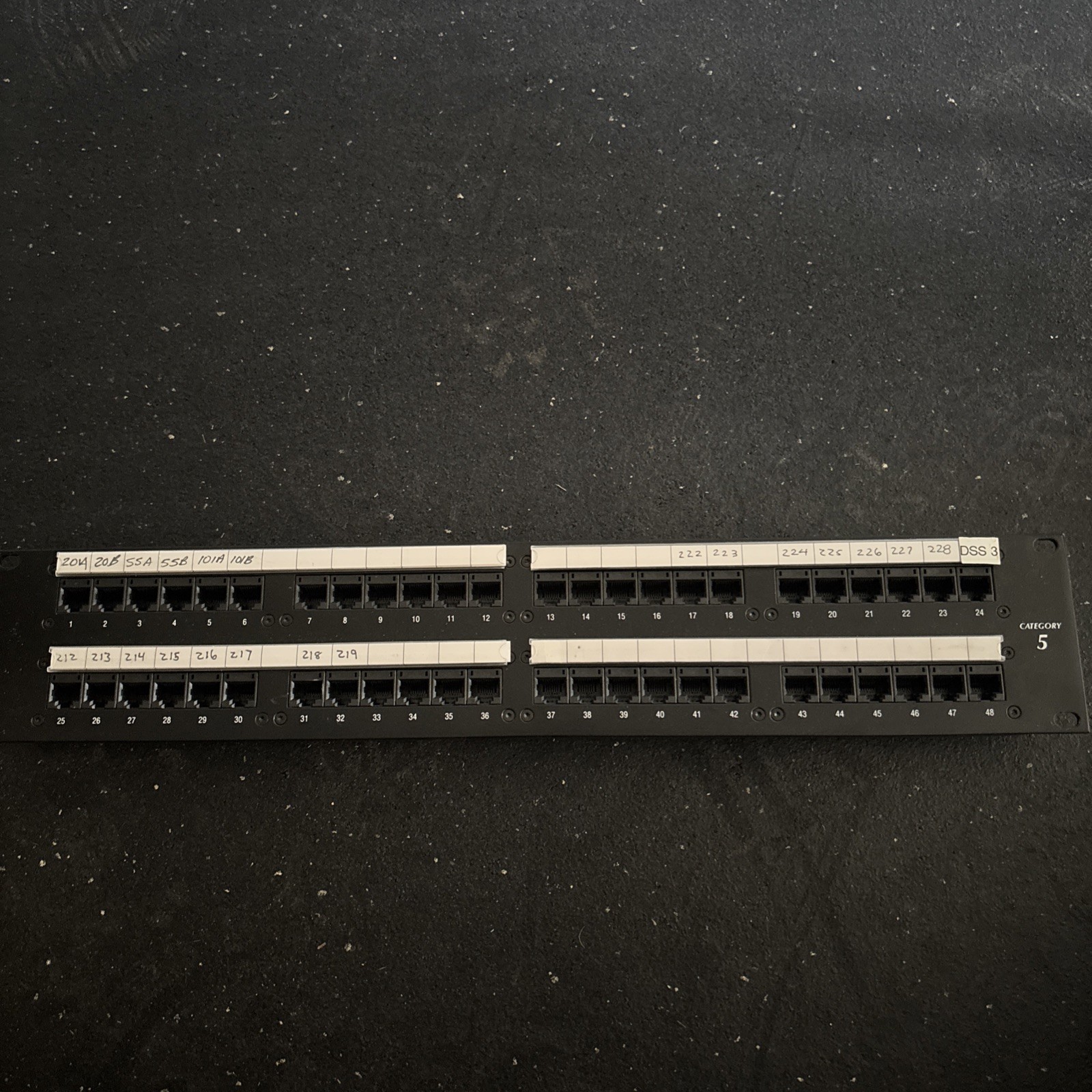 EIA - T568 B/A. 48 Port CAT 5e, 2U Rackmount 110 RJ45 Network Patch Panel