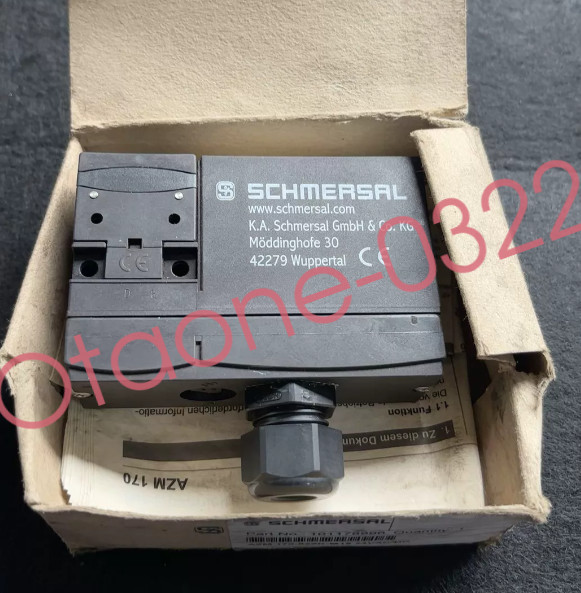 1PCS NEW Schmersal AZM170-02ZK-M16 Safety switch Fast delivery Via Fedex /DHL