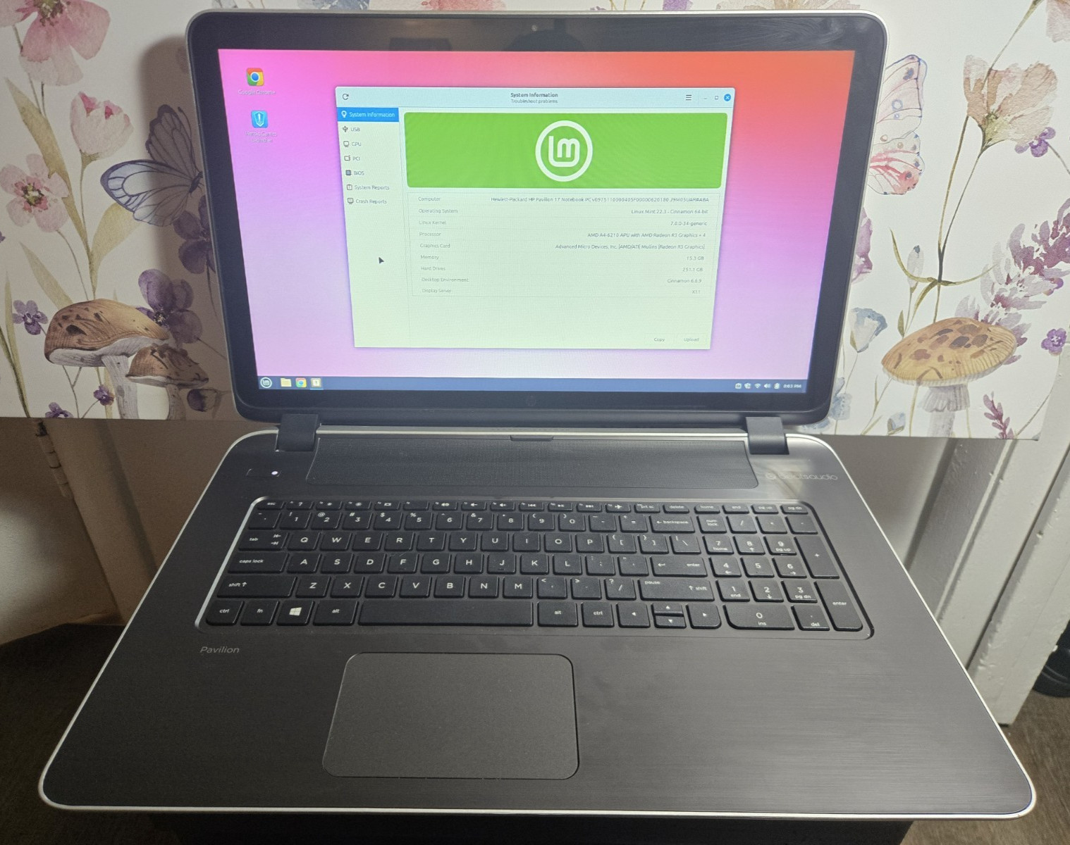 HP Pavilion 17 Laptop 17.3" Touchscreen - AMD A4 - 256GB SSD - 16GB RAM UPGRADED