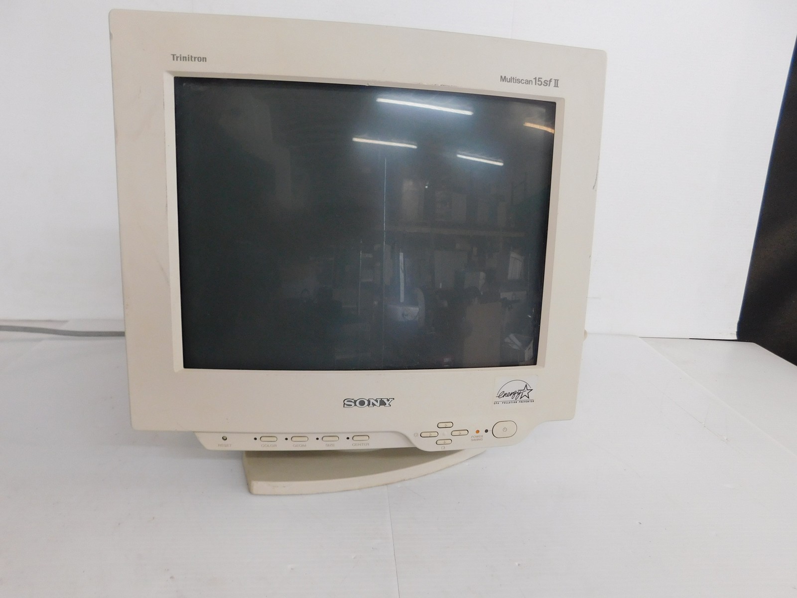SONY TRINITRON MULTISCAN 15SFII COMPUTER MONITOR MODEL CPD-15SF2 (PPS3)
