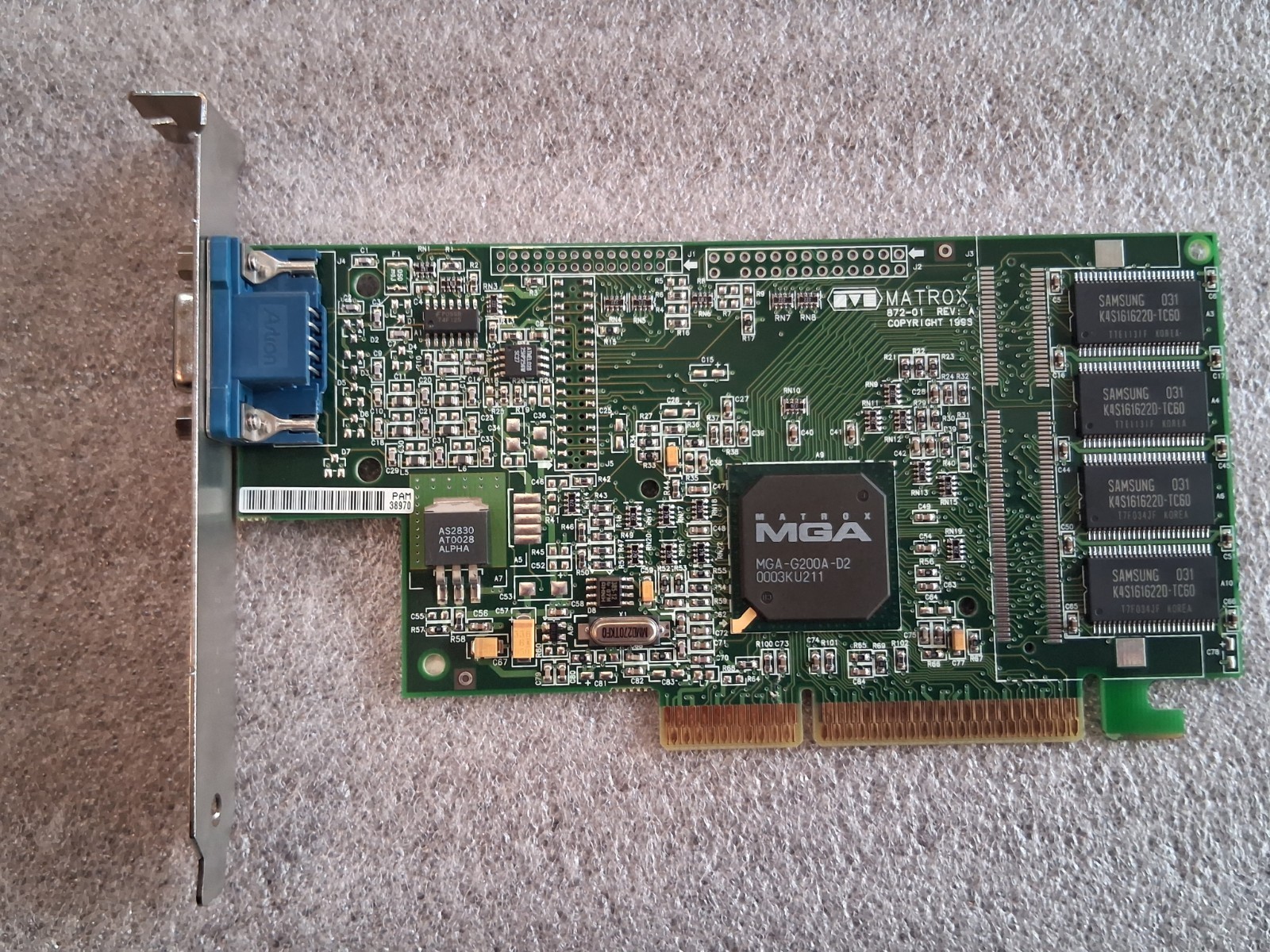 MATROX 872-01 Rev. A  Video Card G2+DMILA/8D/OE2 MGA-G200A-02