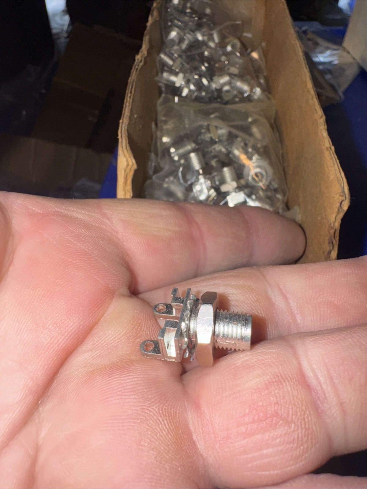 225pcs Through Hole Fiber Optic Connectors New Electric Parts  Qty 225