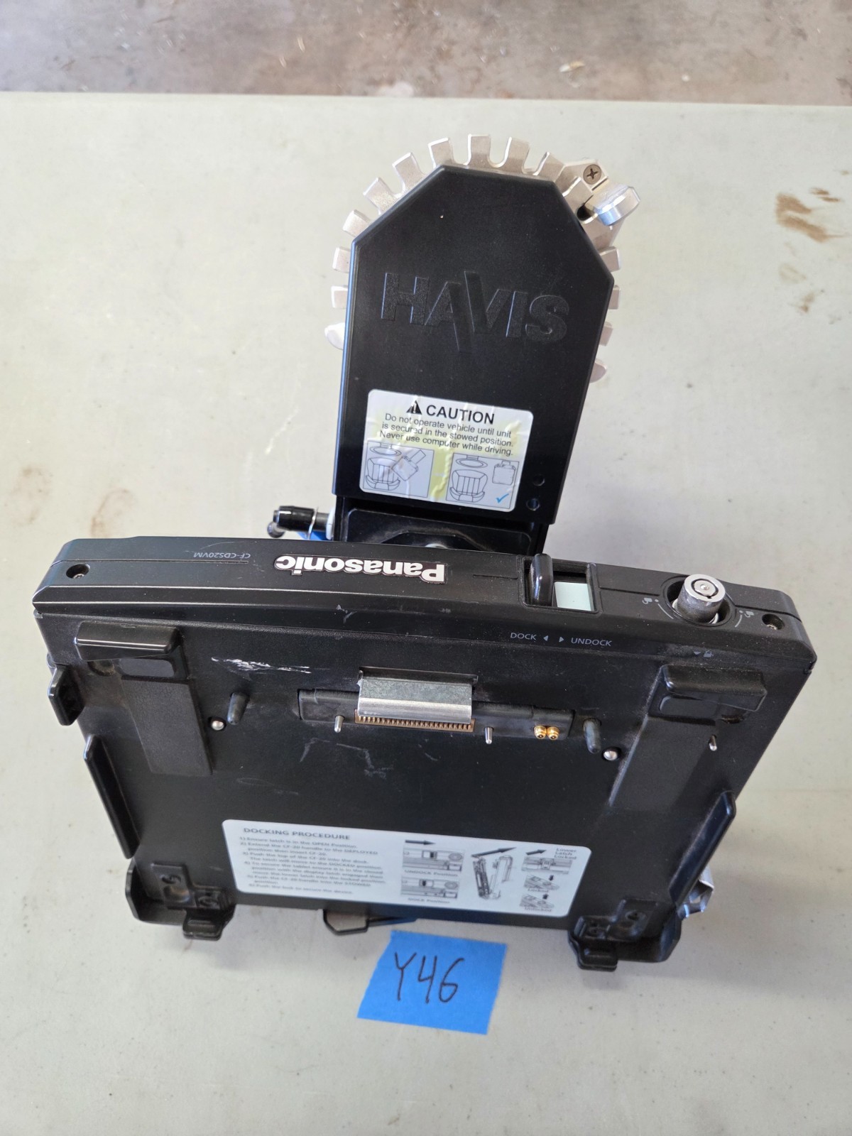Havis C-MD-102 Slide Out Swing Arm Mount and Panasonic cf-cds20vm