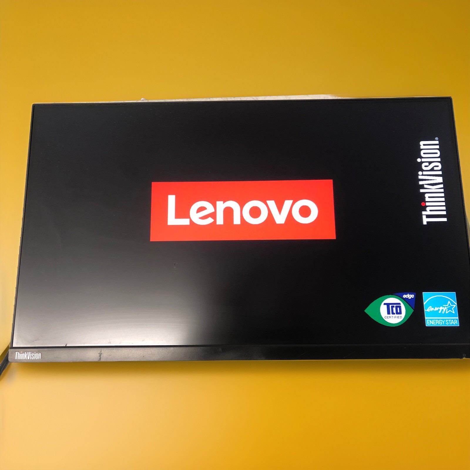 Lenovo ThinkVision T24i-30 Full HD IPS Monitor 60Hz 4ms VGA DP HDMI Monitor Only
