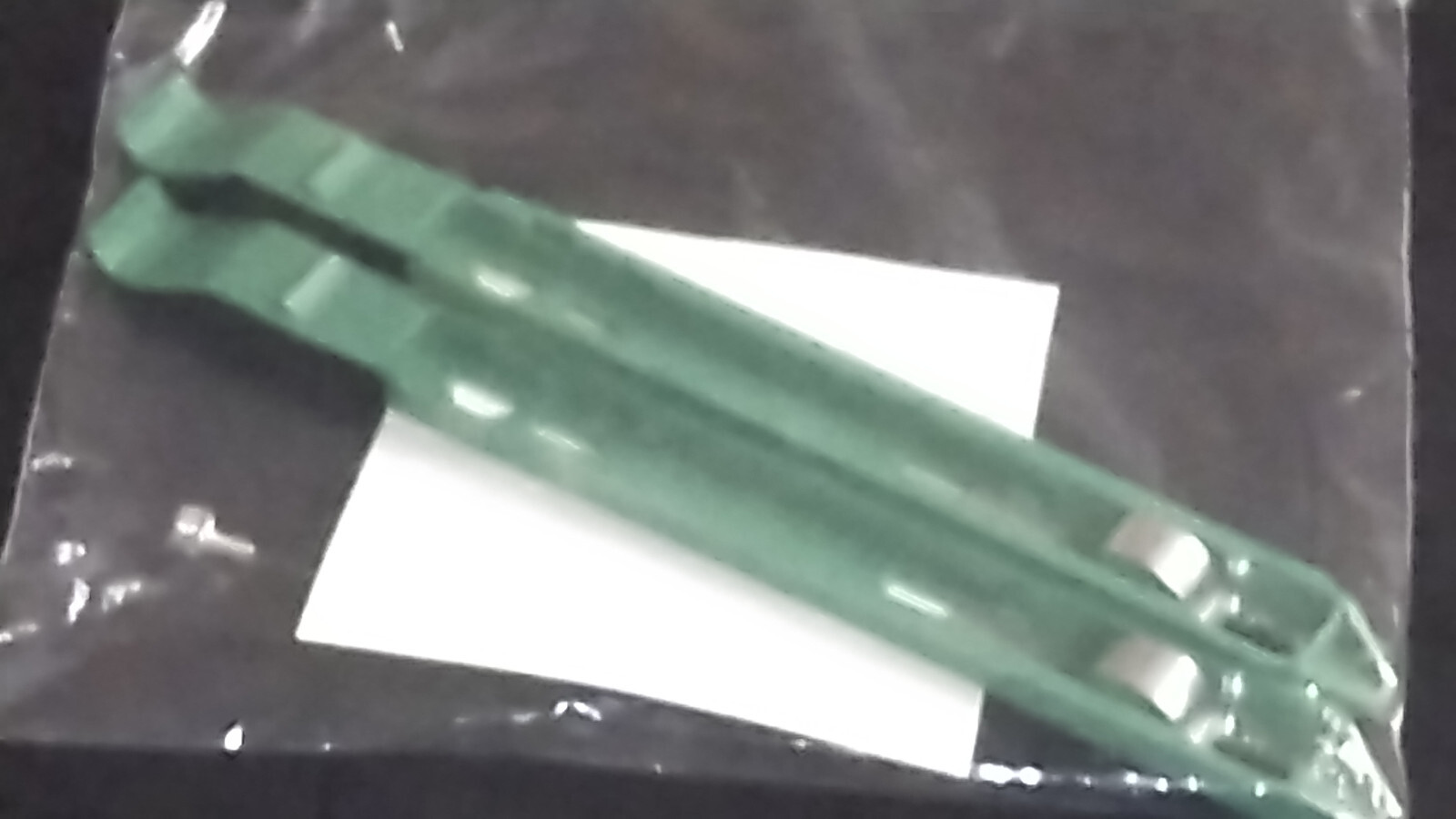 One Pair of {DELL} Floppy Drive Mounting Rails and Screws {995EM}