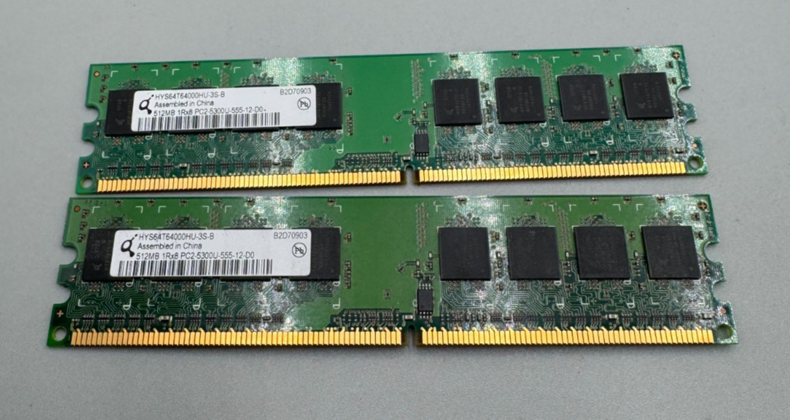 Lot Of 2 Infineon 512MB DDR2 PC2-5300 667MHz HYS64T64000HU-3S-B Desktop RAM B