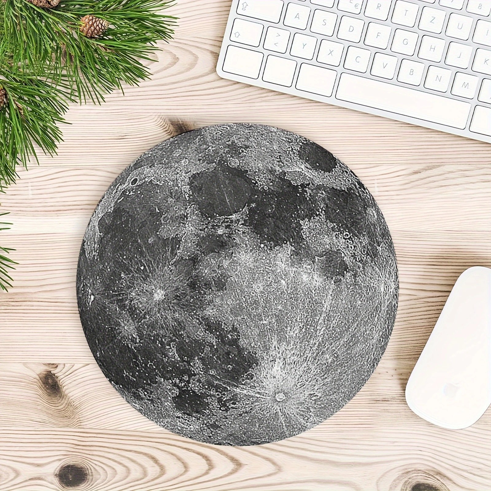 Moon Design Round Gaming Mouse Pad – Non-Slip Natural Rubber Circular Office Des