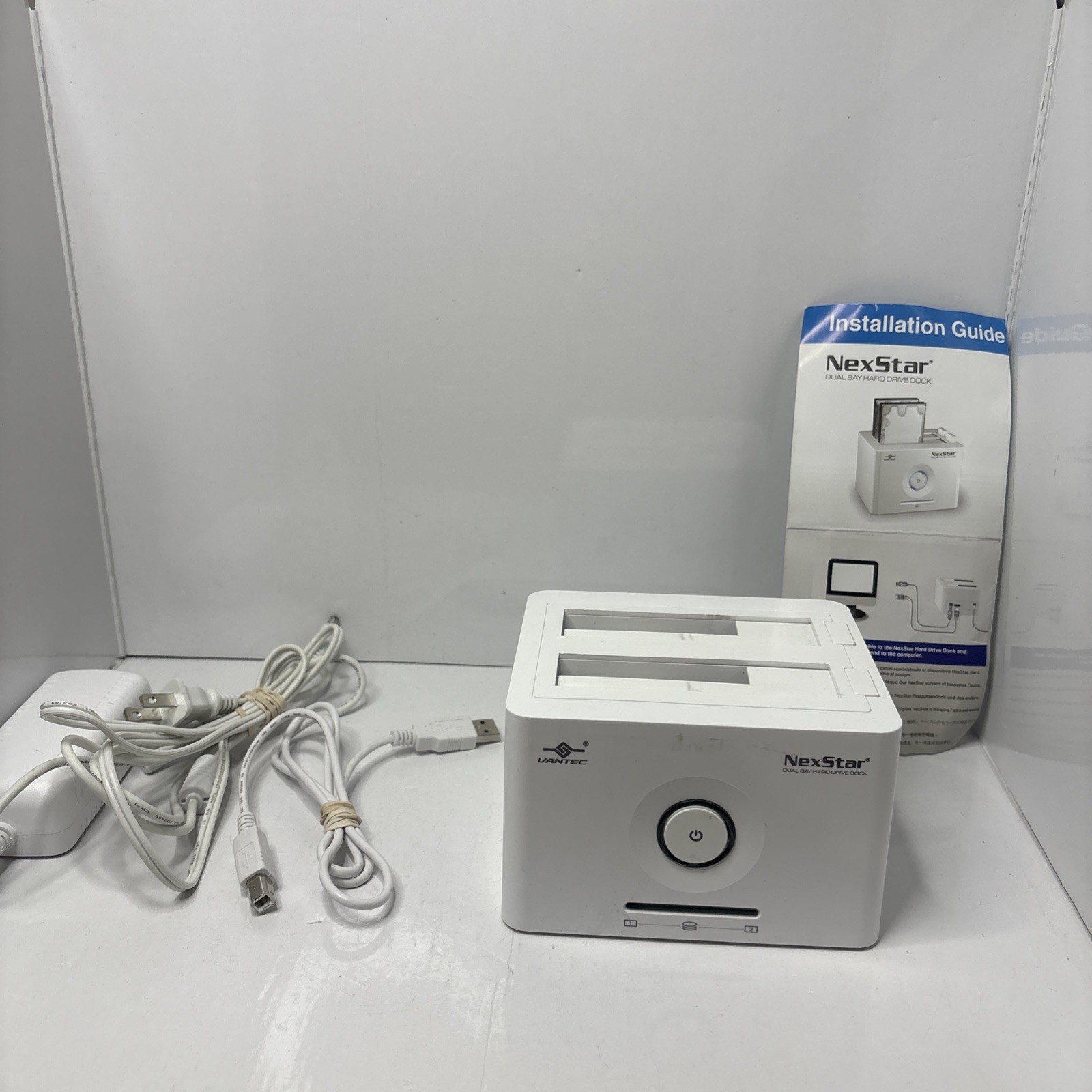 Vantec NexStar Dual Bay USB & eSATA Hard Drive Dock Model NST-D200U in White