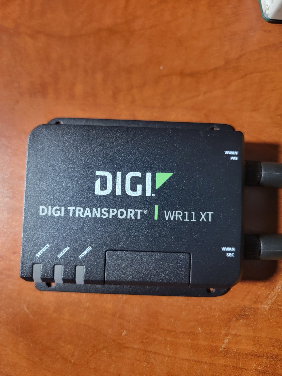 Digi TransPort WR11 XT (WR11-M600-DE1-XB) 4G LTE Wireless Router