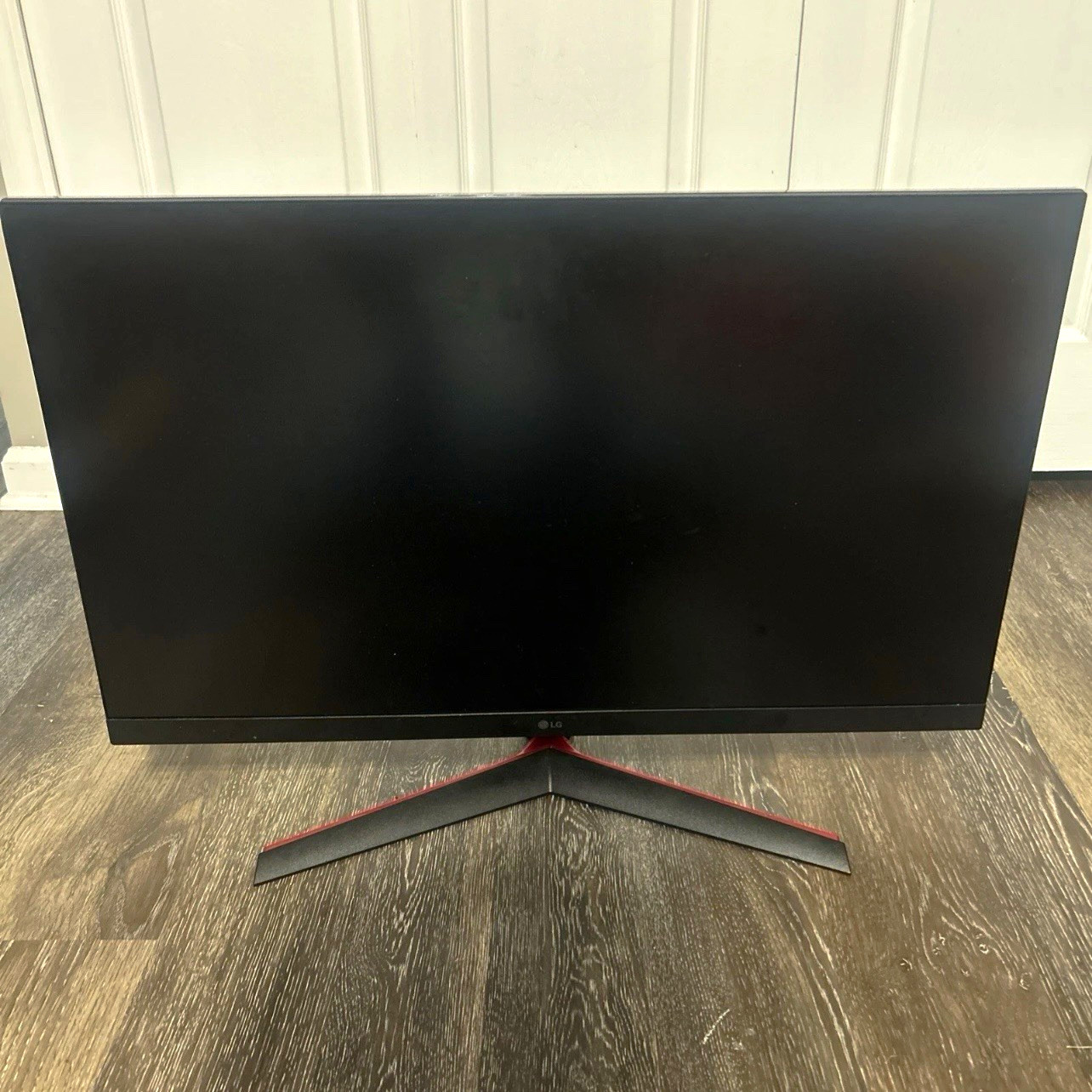 LG UltraGear 32" QHD 165Hz 1ms VA LCD Gaming Monitor 32GN600-B Black/Red