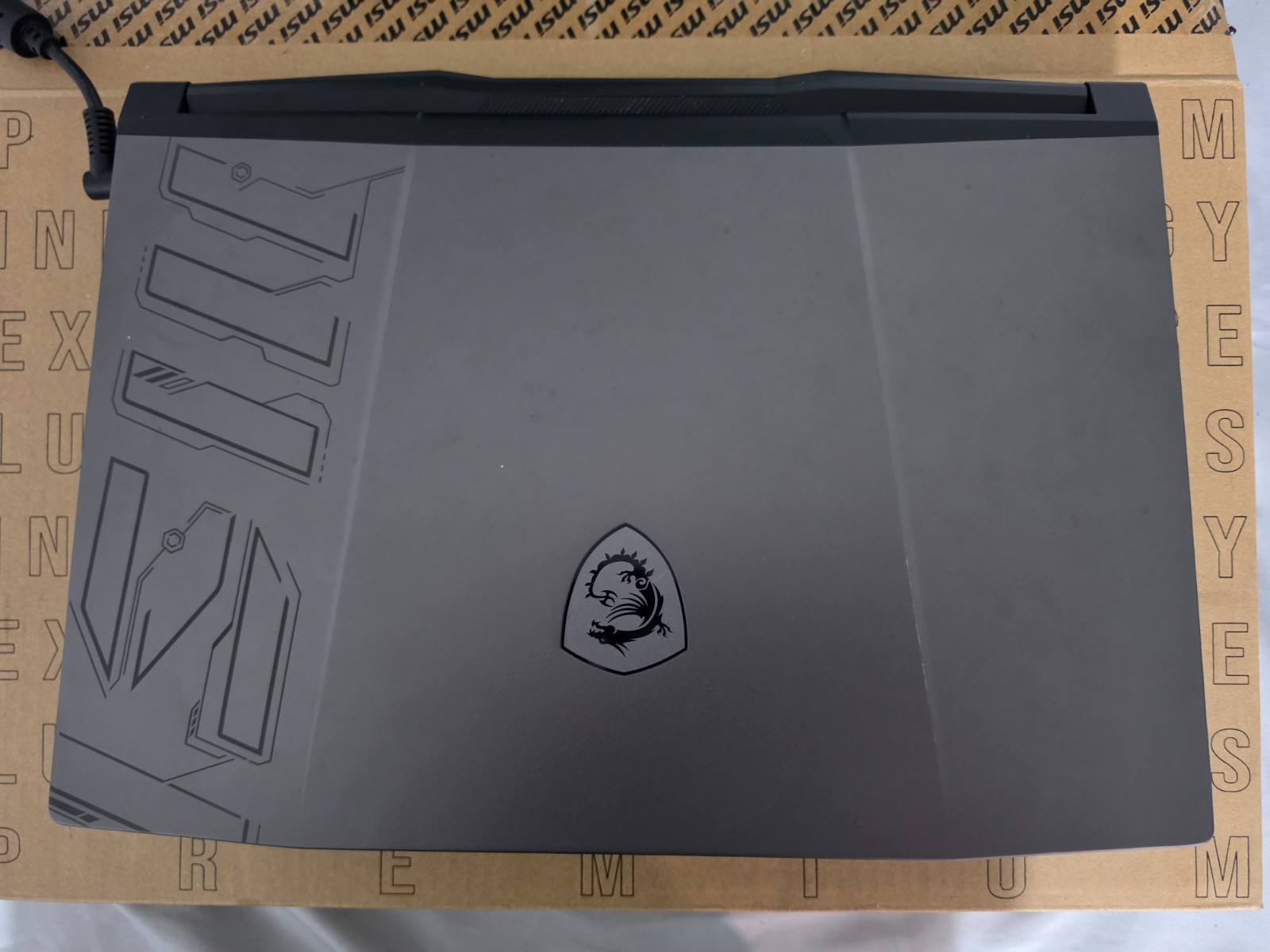 msi pulse 15 b13v gaming laptop rtx 4070 i9 13900H