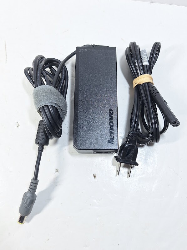 GENUINE LENOVO 92P1109 PA 1900-171 THINKPAD POWER SUPPLY CHARGER 90W~20V~4.5A