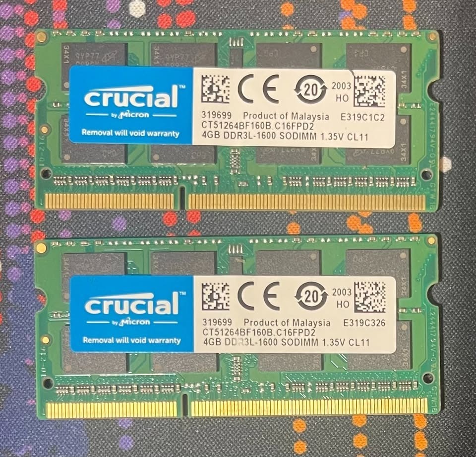 2x Crucial 4GB DDR3L-1600 SODIMM RAM (8GB Total)