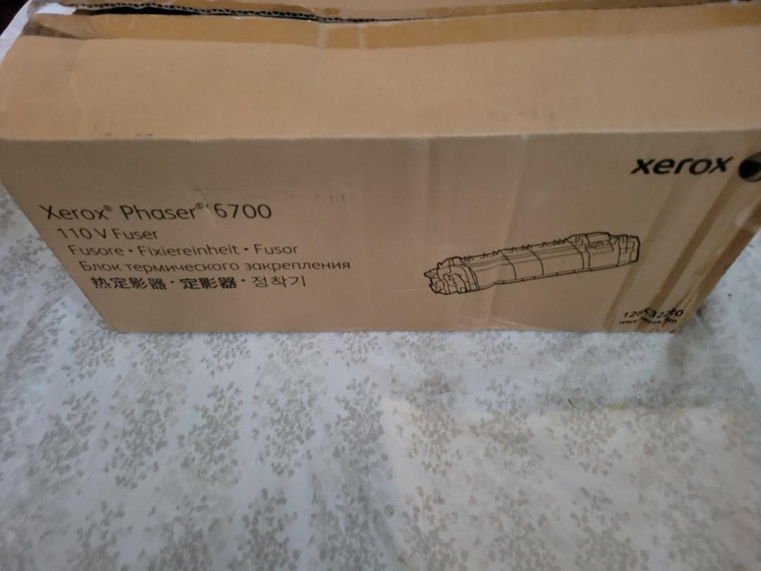 Genuine Xerox 126K32220 Fuser Unit Phaser 6700 New open box.