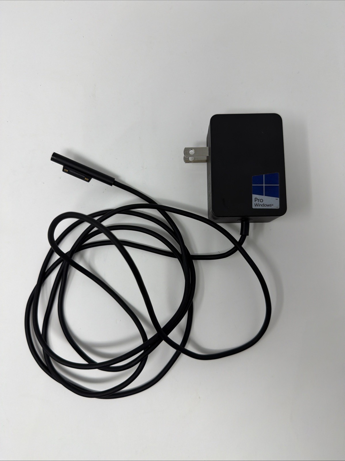 Original Microsoft Surface GO Pro M3 1735 15V 1.6A 24W AC Adapter Charger 