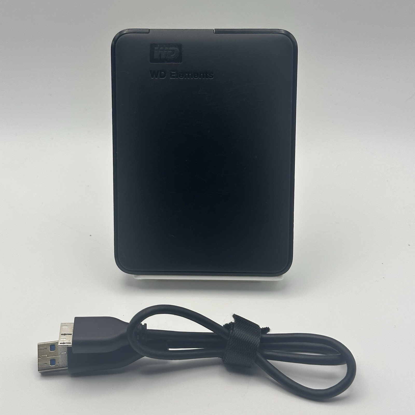 Western Digital WDBUZG0010BBK-WESN 1 TB Portable External Hard Disk - Black