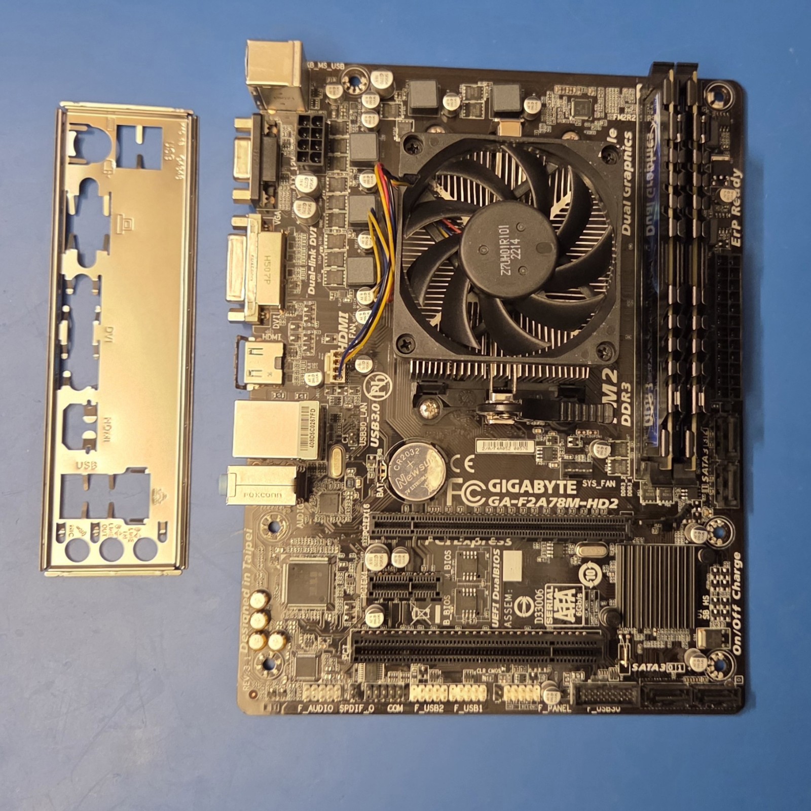 (Bundle) GIGABYTE GA-F2A78M-HD2 MOBO, A10-5800K CPU, 8GB PC3 RAM, CPU COOLER