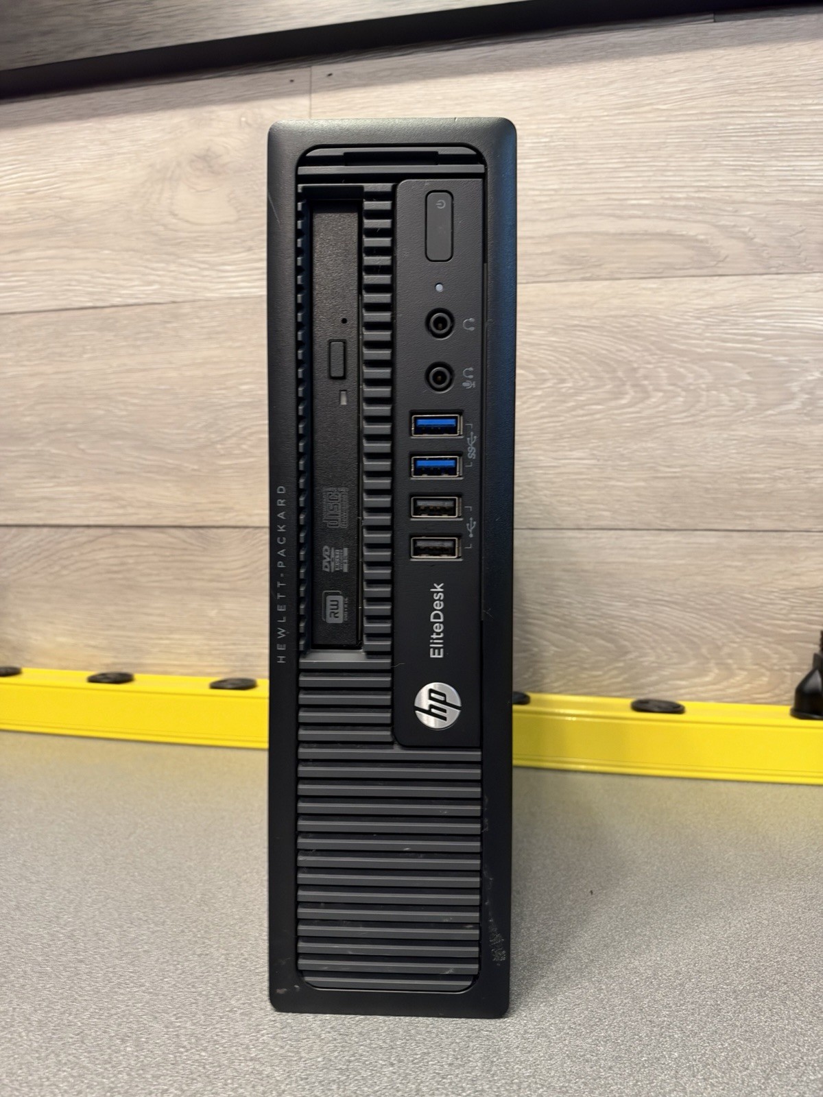 HP EliteDesk 800 G1 USDT | i5-4590S @ 3.0GHz | 8GB RAM | 256GB SSD | Win 10 Pro