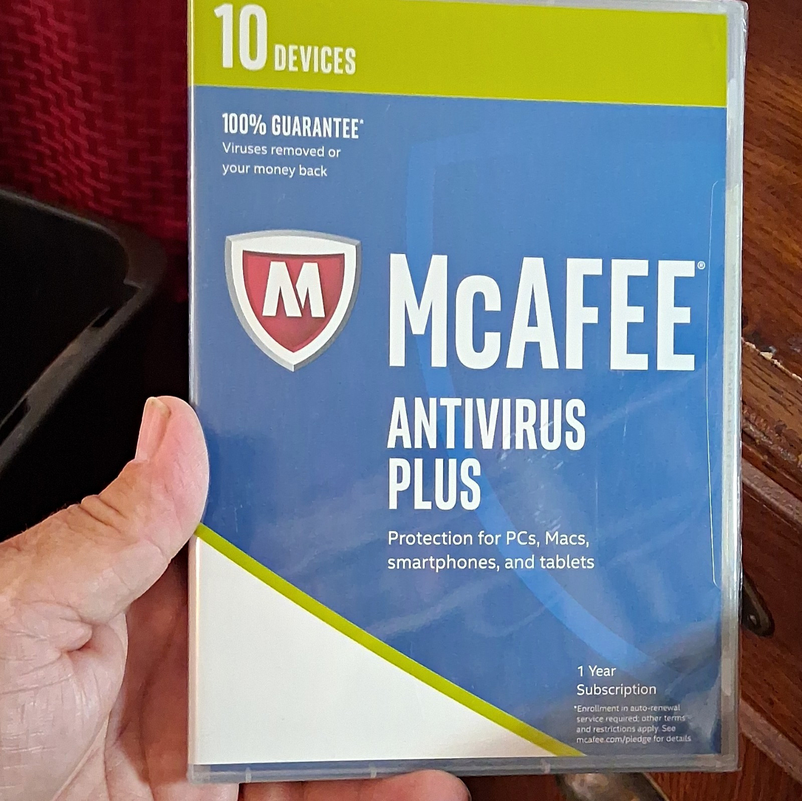 McAfee Antivirus Plus 1-Year Subscription, 10 Devices, Retail Box (English)
