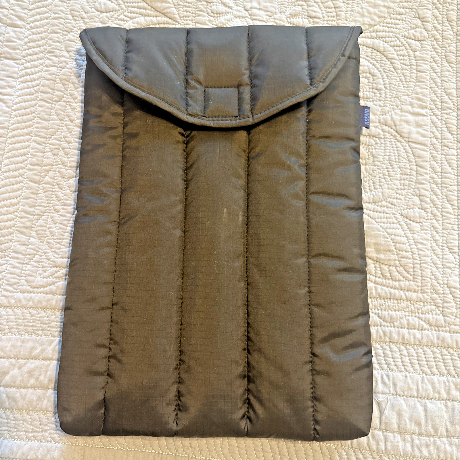 BAGGU Puffy Laptop Sleeve Solid Black 13”/14”