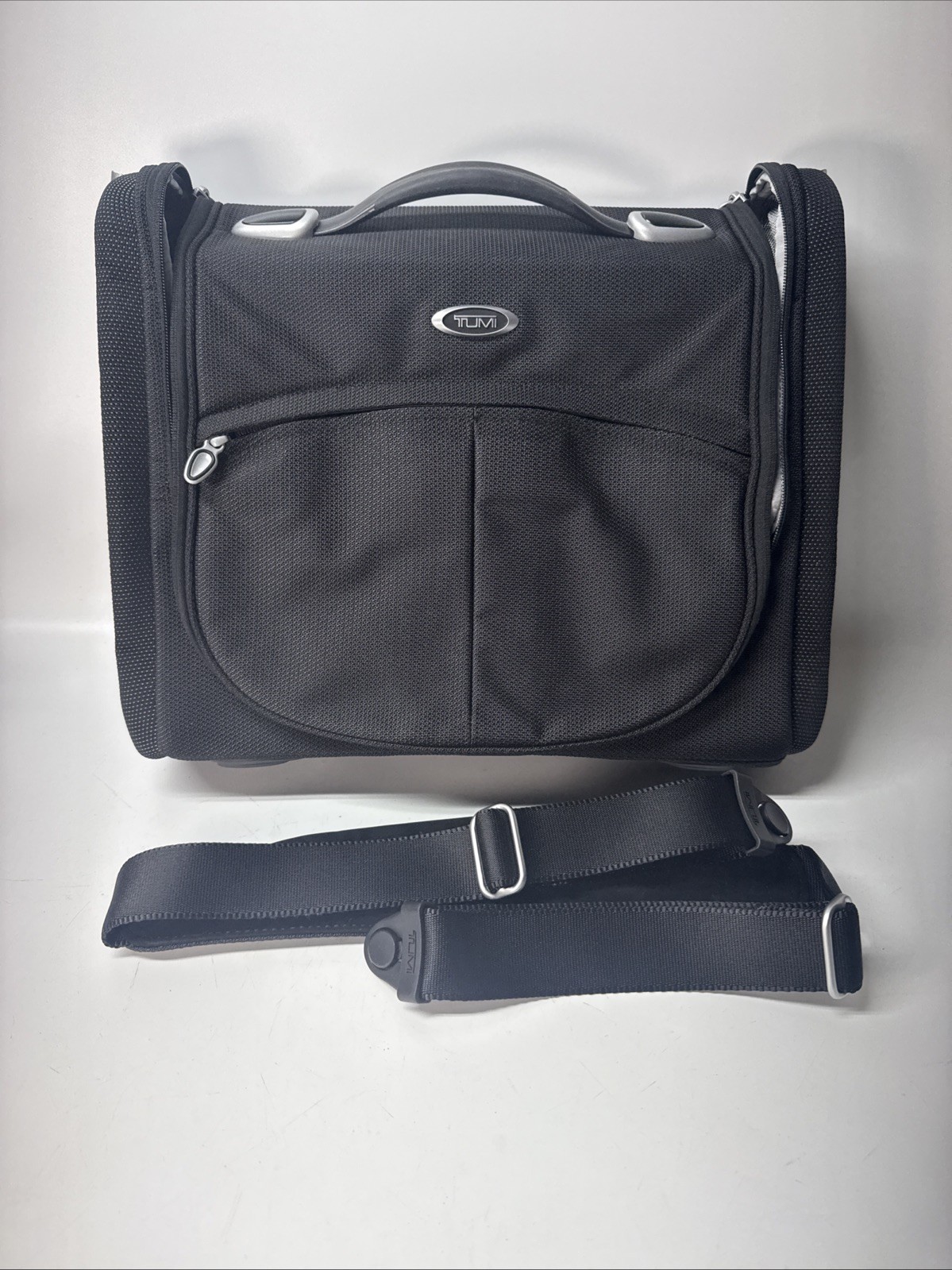 TUMI  Vintage Ashton Alpha Travel  carry on briefcase Detachable Strap New