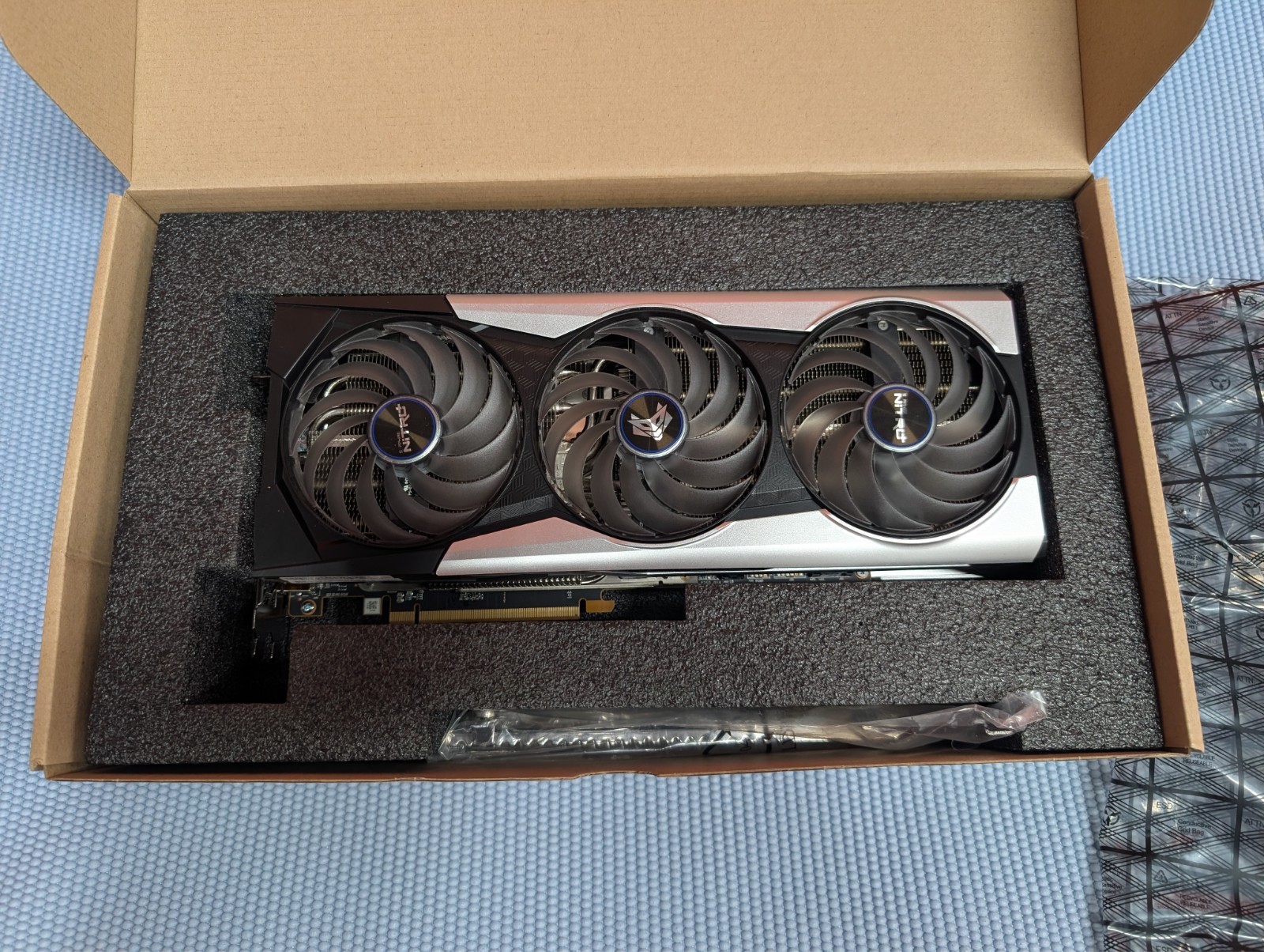 Sapphire Technology AMD Radeon RX 6900 XT Nitro Plus Overclocked