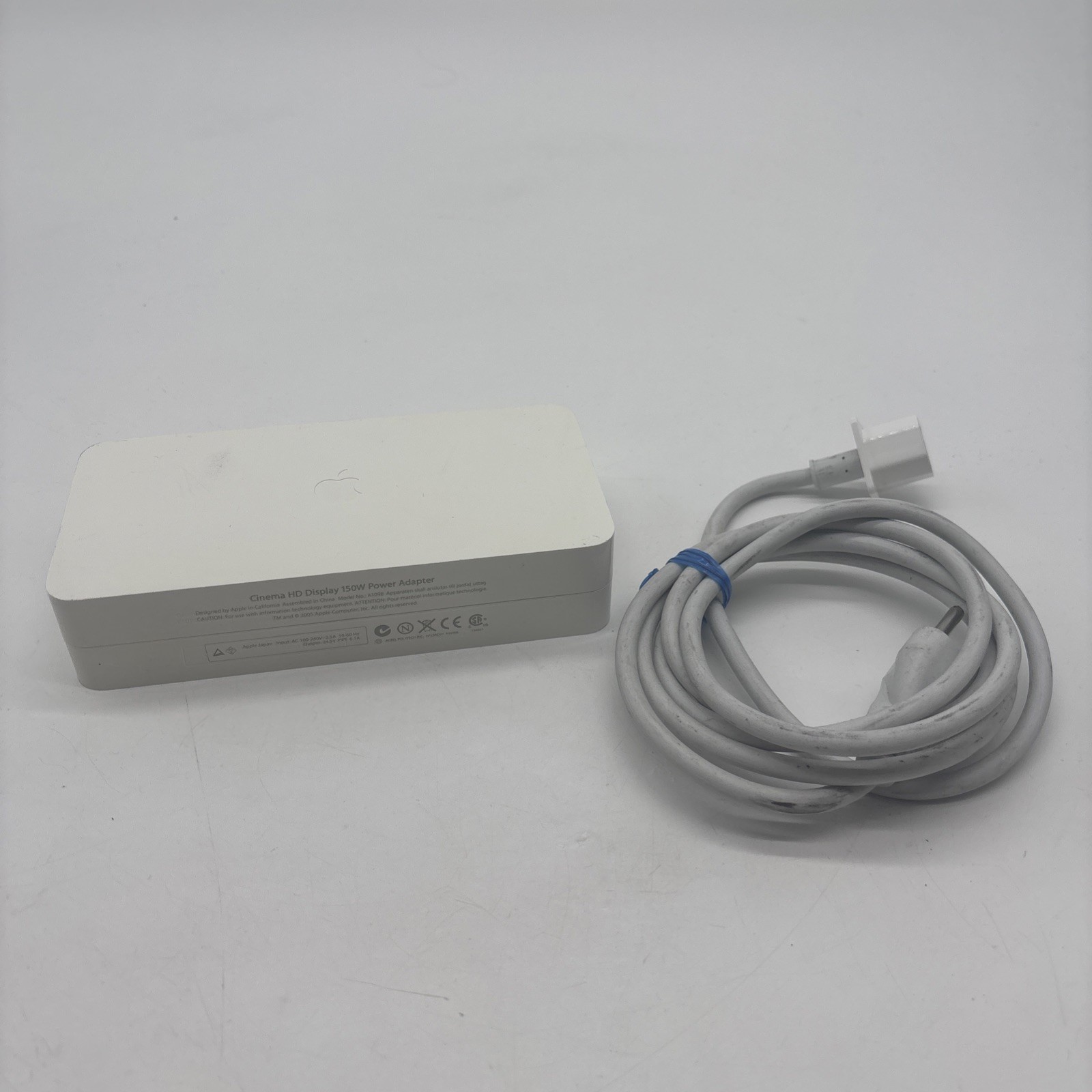 Genuine Apple A1098 Cinema HD Display 150W AC Power Adapter W/ Power Cord