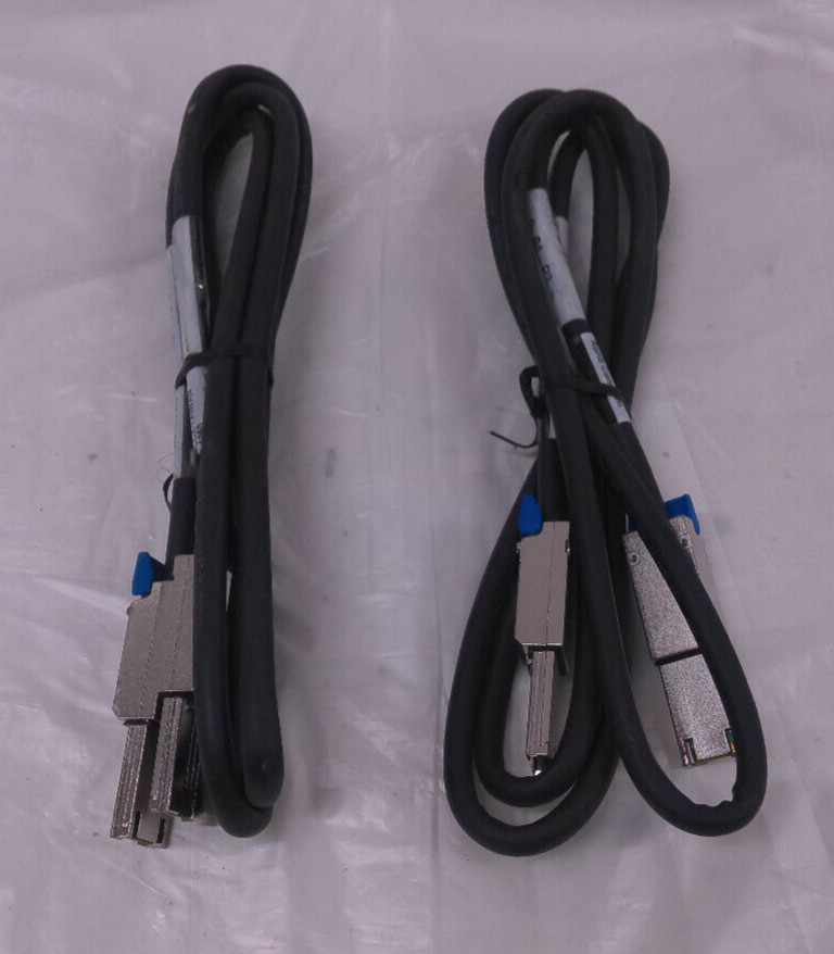 Lot 2 DELL EXTERNAL 315-0601270 SAS CABLE SFF-8088 TO SFF-8088 2M