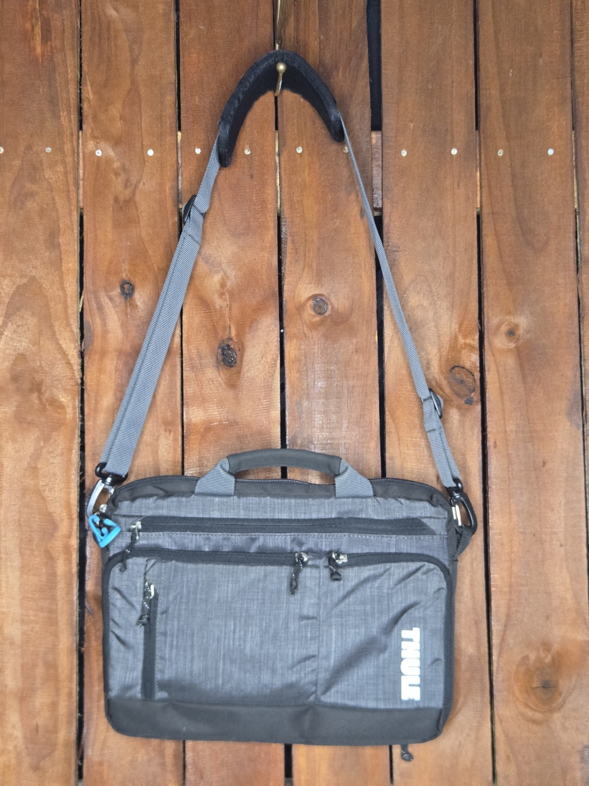 Thule Stravan Deluxe 15" Laptop Mackbook/Ipad Bag
