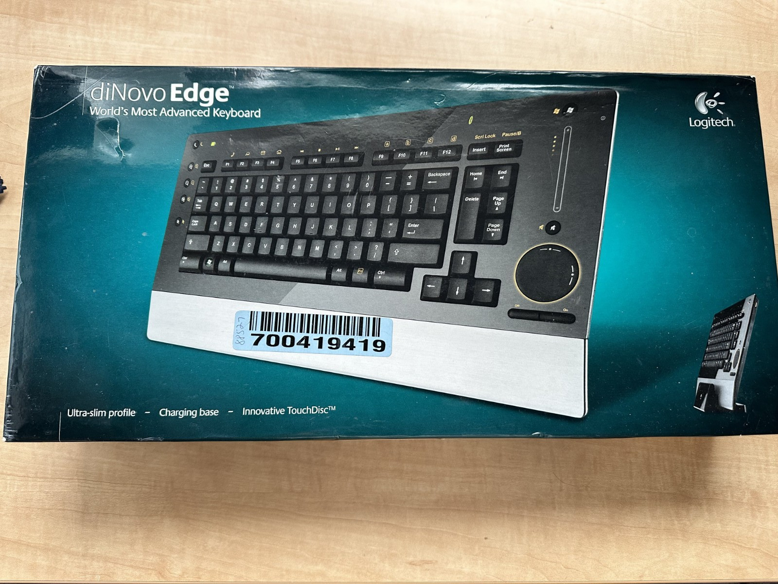 Logitech DiNovo Edge Wireless Bluetooth Keyboard & Charging Dock