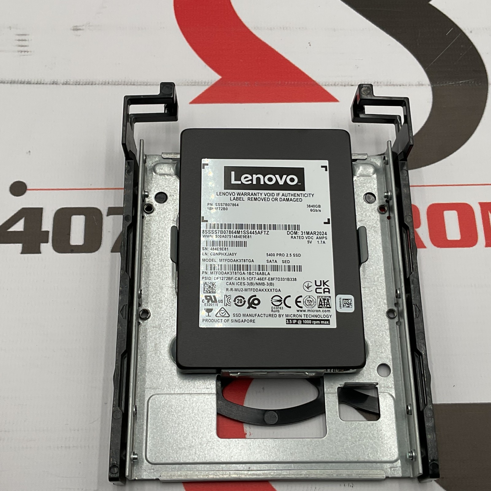 Lenovo MICRON 5400 PRO MTFDDAK3T8TGA SSD 3.84TB SATA 6Gb/s 2.5" 100%