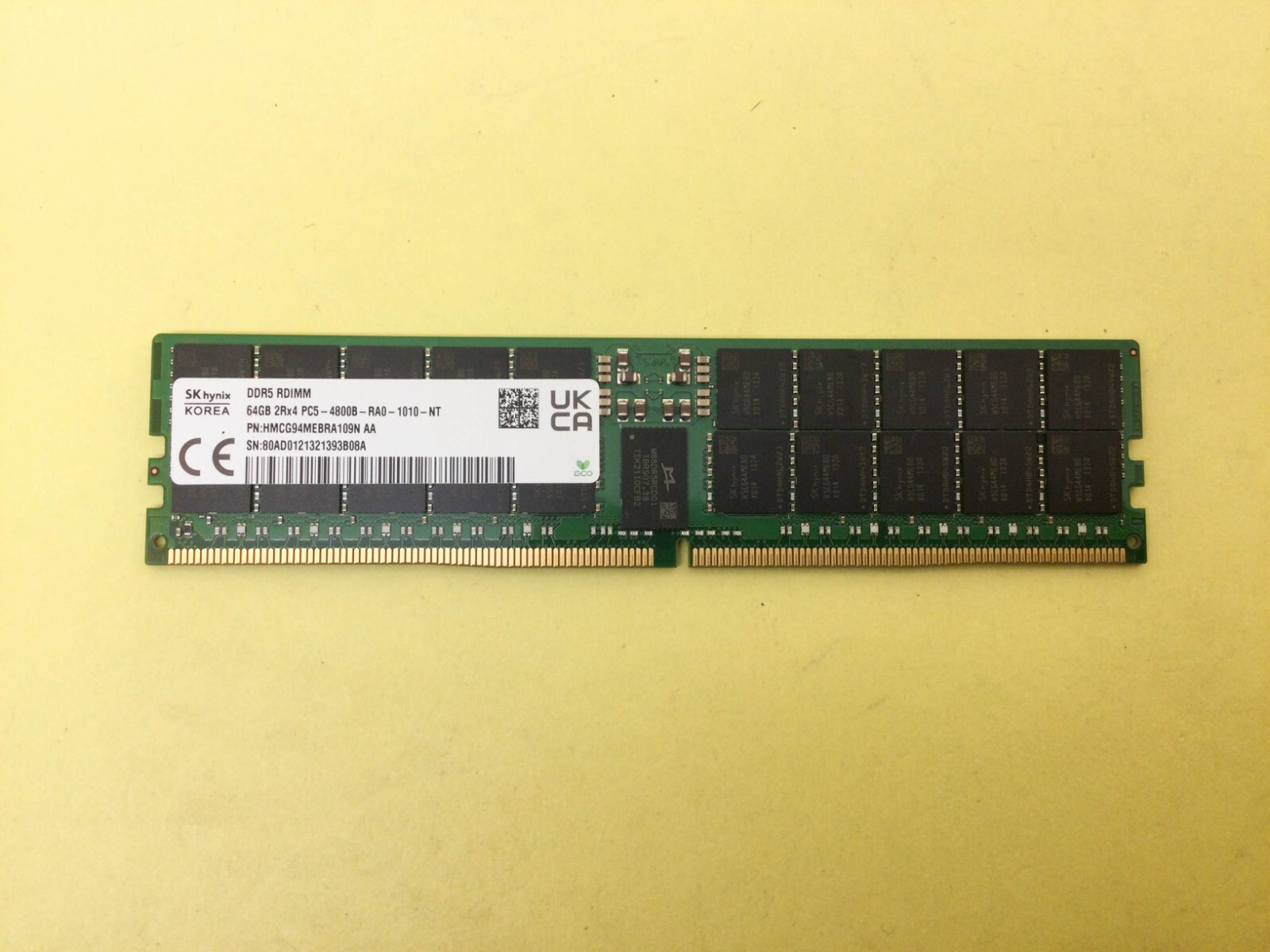 SK HYNIX 64GB(1X64GB) 2RX4 PC5-4800B DDR5 RDIMM SERVER MEMORY HMCG94MEBRA109N