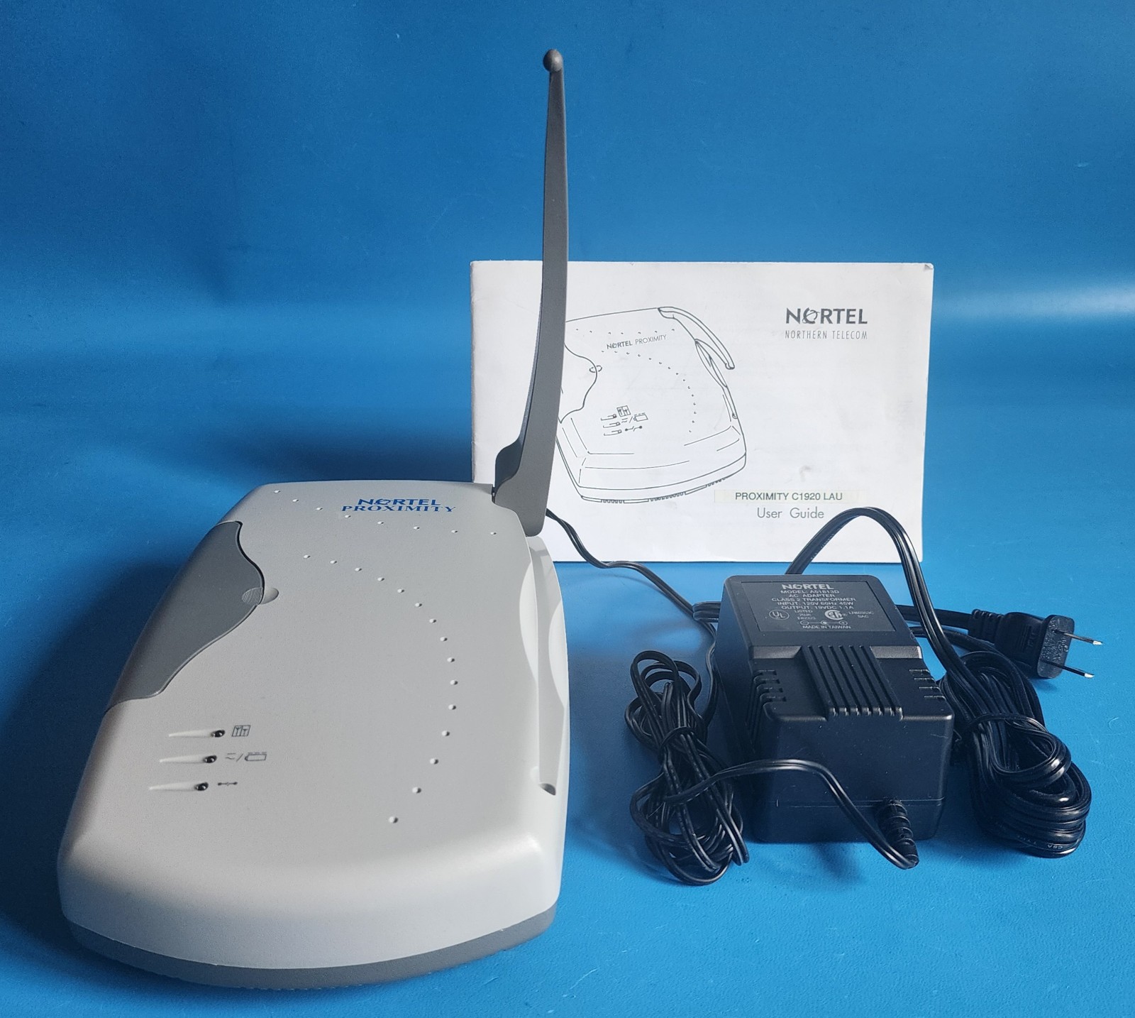 Nortel Proximity LAU-1900 Wireless Local Loop Transceiver with Nortel AC Adapter