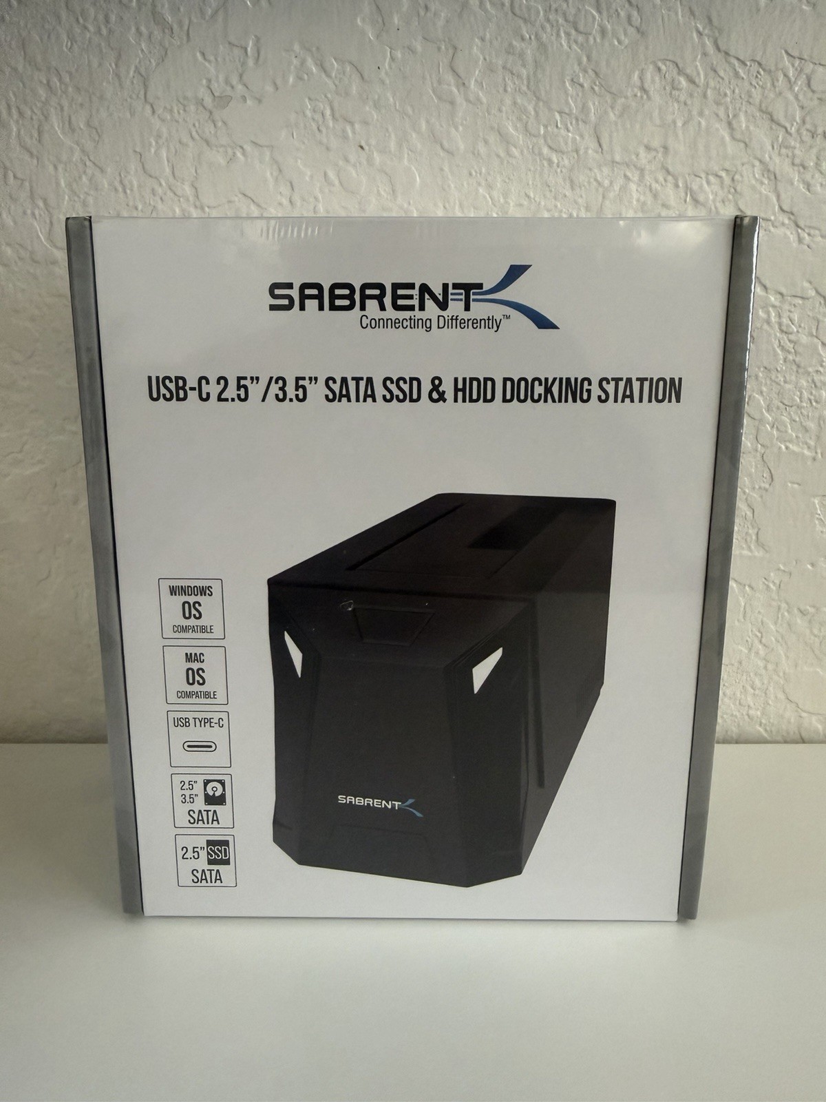 Sabrent DS-UC1B USB-C SATA Dock for 2.5/3.5 HDD SSD Hot-Swap Tool-less