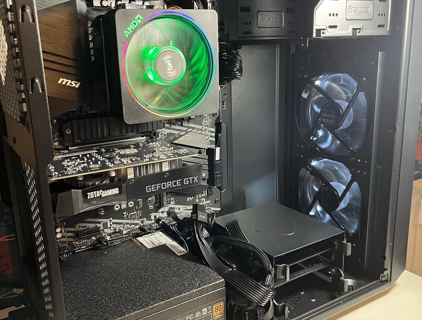 Custom Gaming Pc with all parts (listed in description)