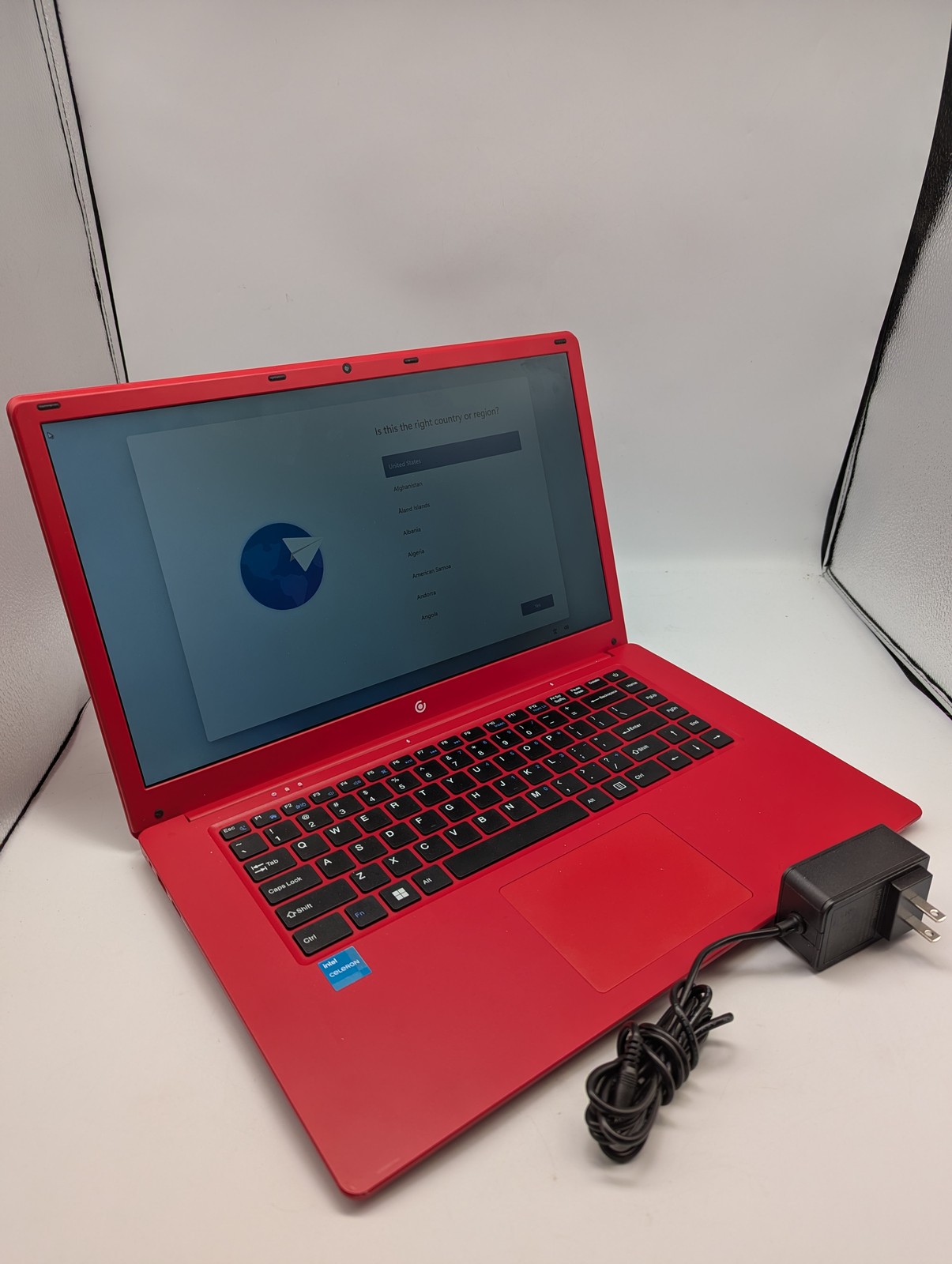 Core Innovations 15.6" Laptop Intel Celeron N4020 1.1Ghz 4GB RAM 64GB PC1724285