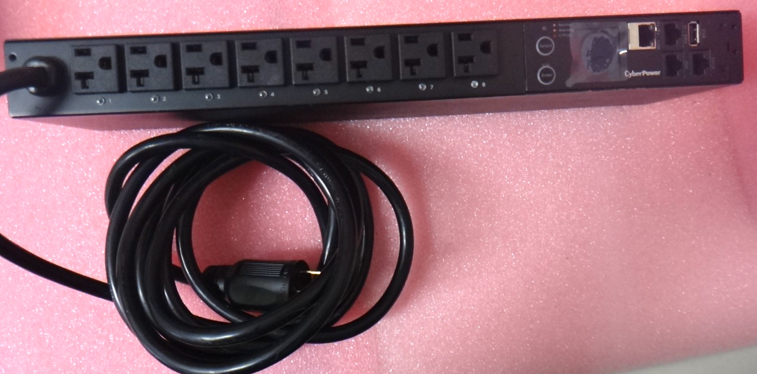 Genuine Cyberpower PDU41002 Rackmount Switched 8-outlet 120V 15A PDU Nema 5-15P