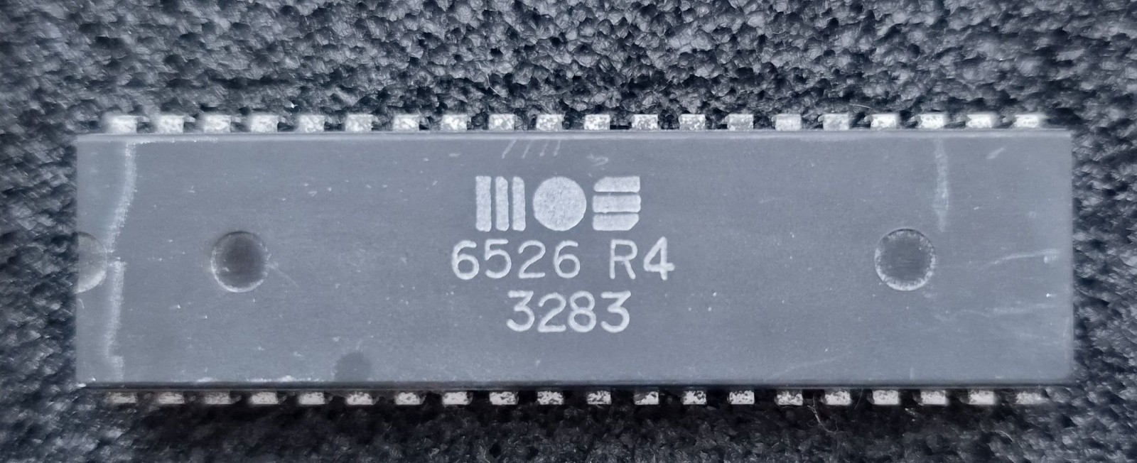 MOS 6526R4 CIA Chip – Commodore 64 / C128 – Original Vintage IC, Fully Working