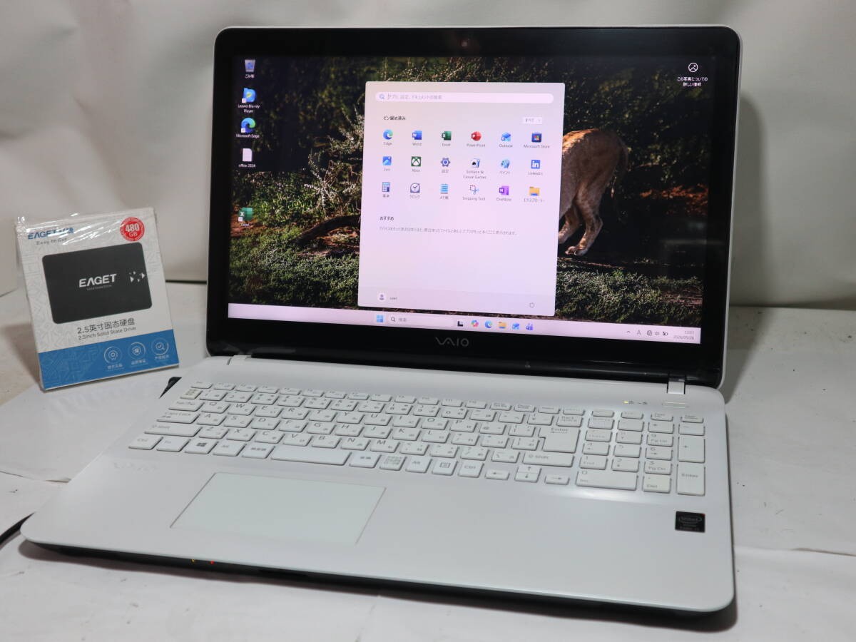 VAIO VJF151 16 GB 480 GB 15 in Laptop Windows 11 Touchscreen Full HD Used