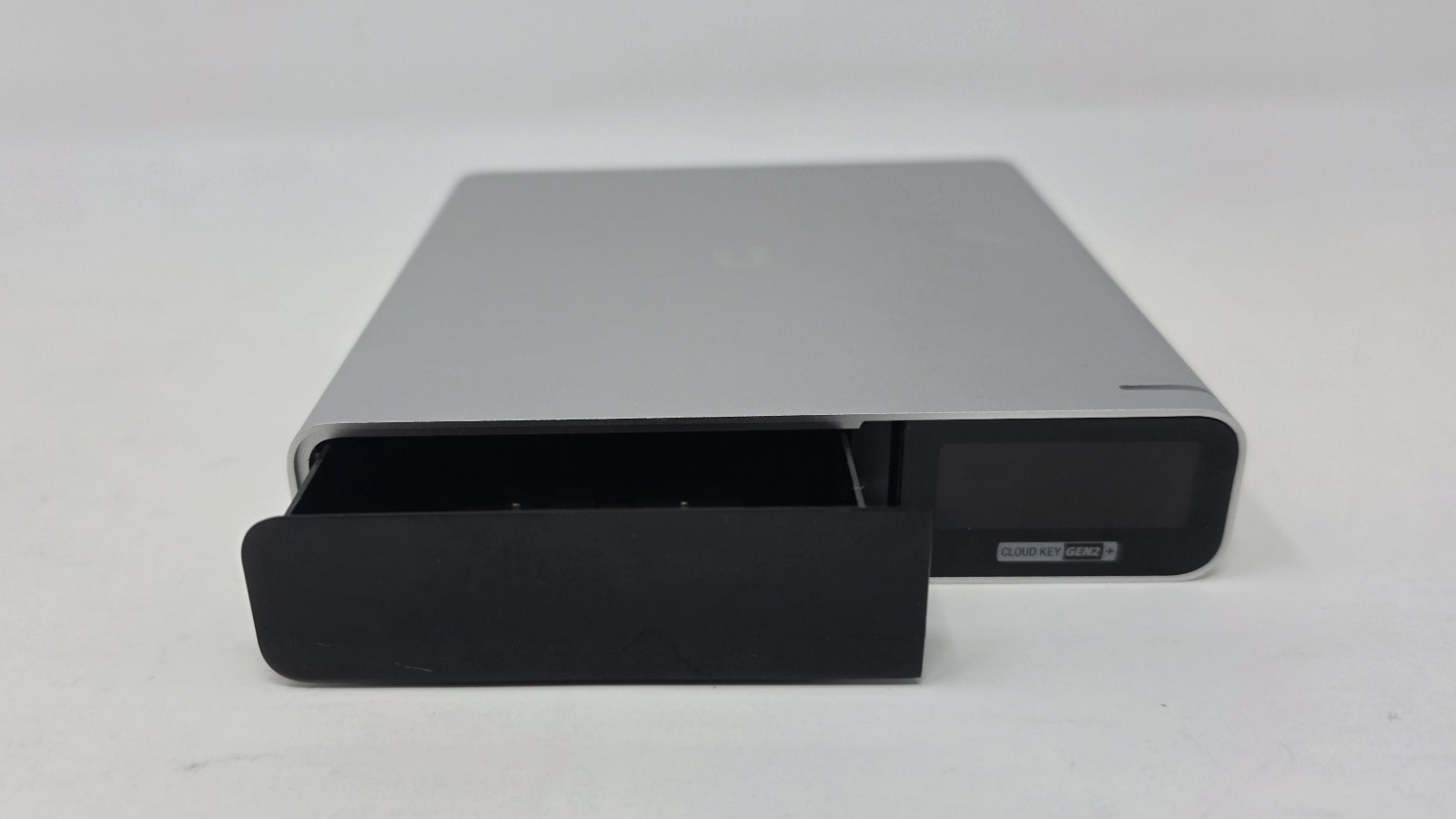 Ubiquiti UniFi Cloud Key Gen2 Plus UCK-G2-PLUS No HDD - Working - LCD Lines
